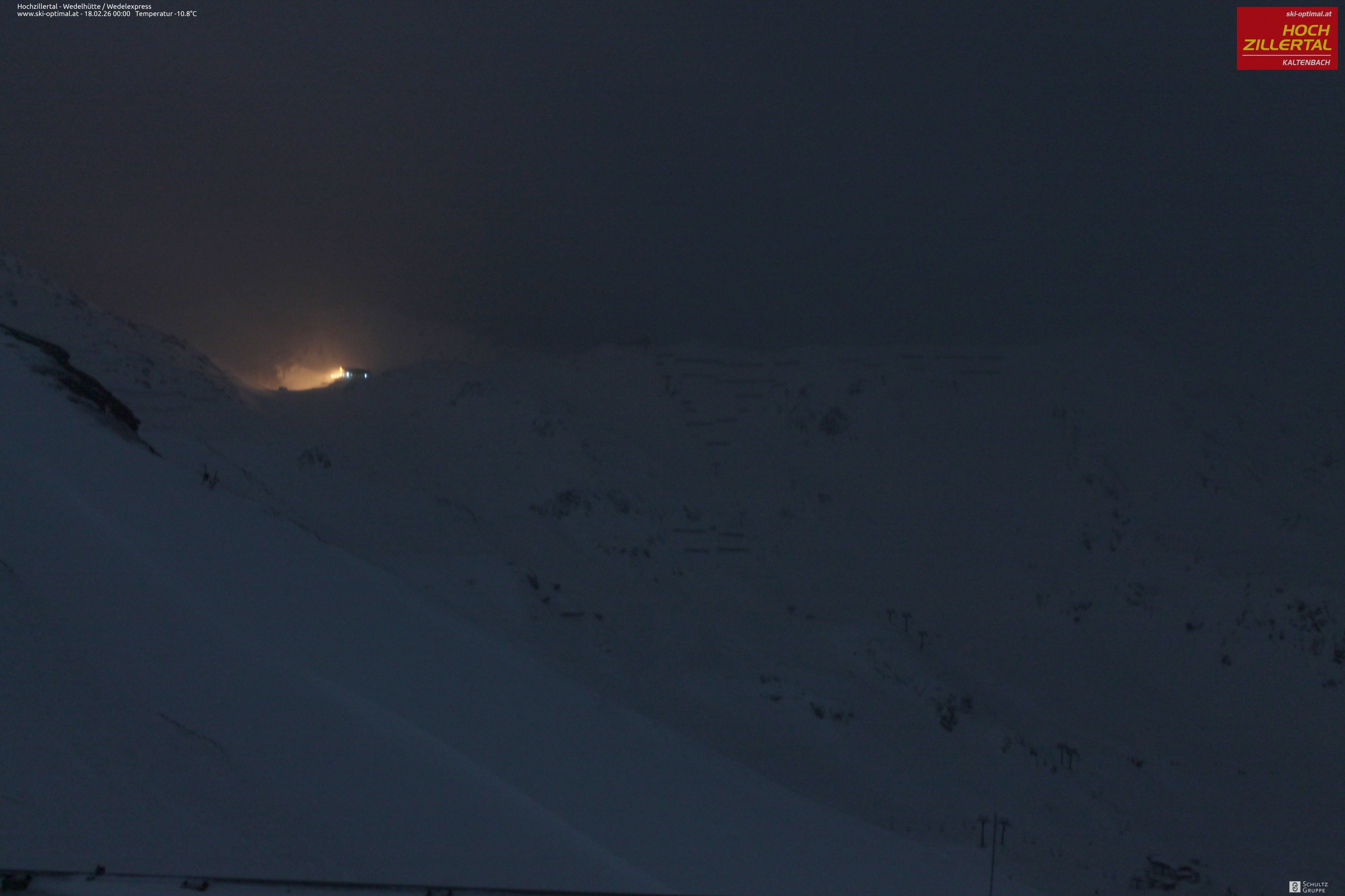 Archiv Foto Webcam Hochzillertal: Blick zur Wedelhütte