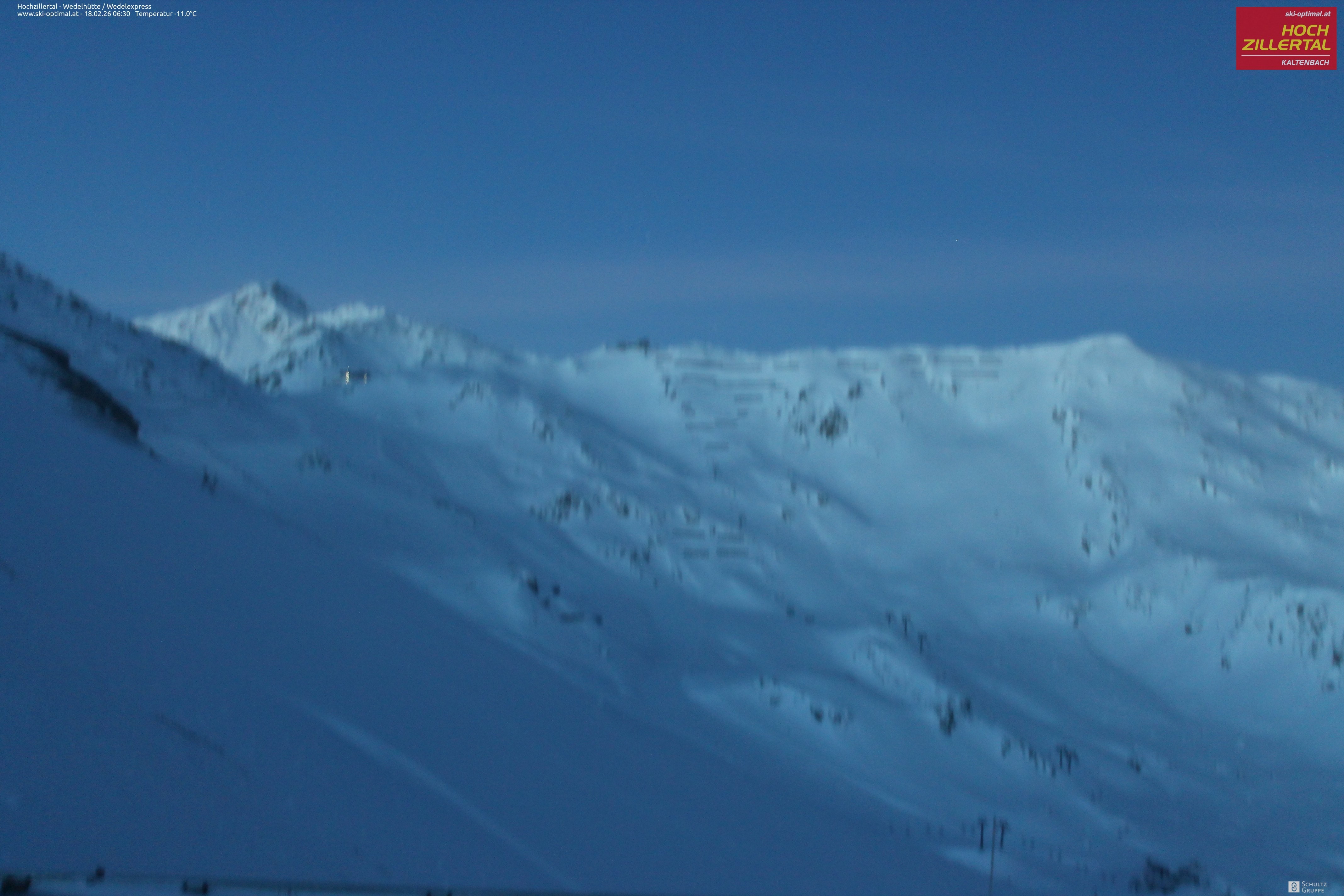 Archiv Foto Webcam Hochzillertal: Blick zur Wedelhütte