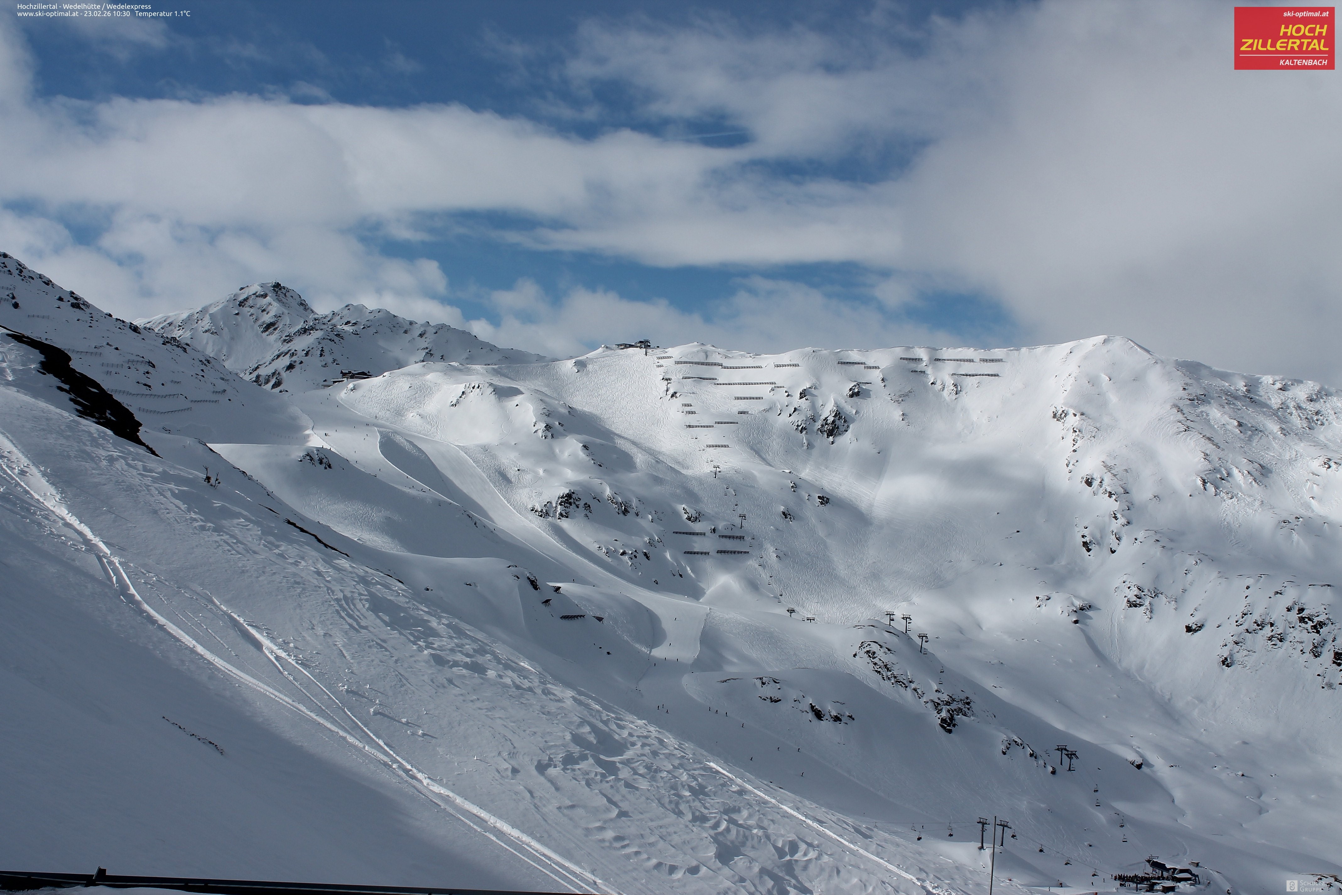 Archiv Foto Webcam Hochzillertal: Blick zur Wedelhütte