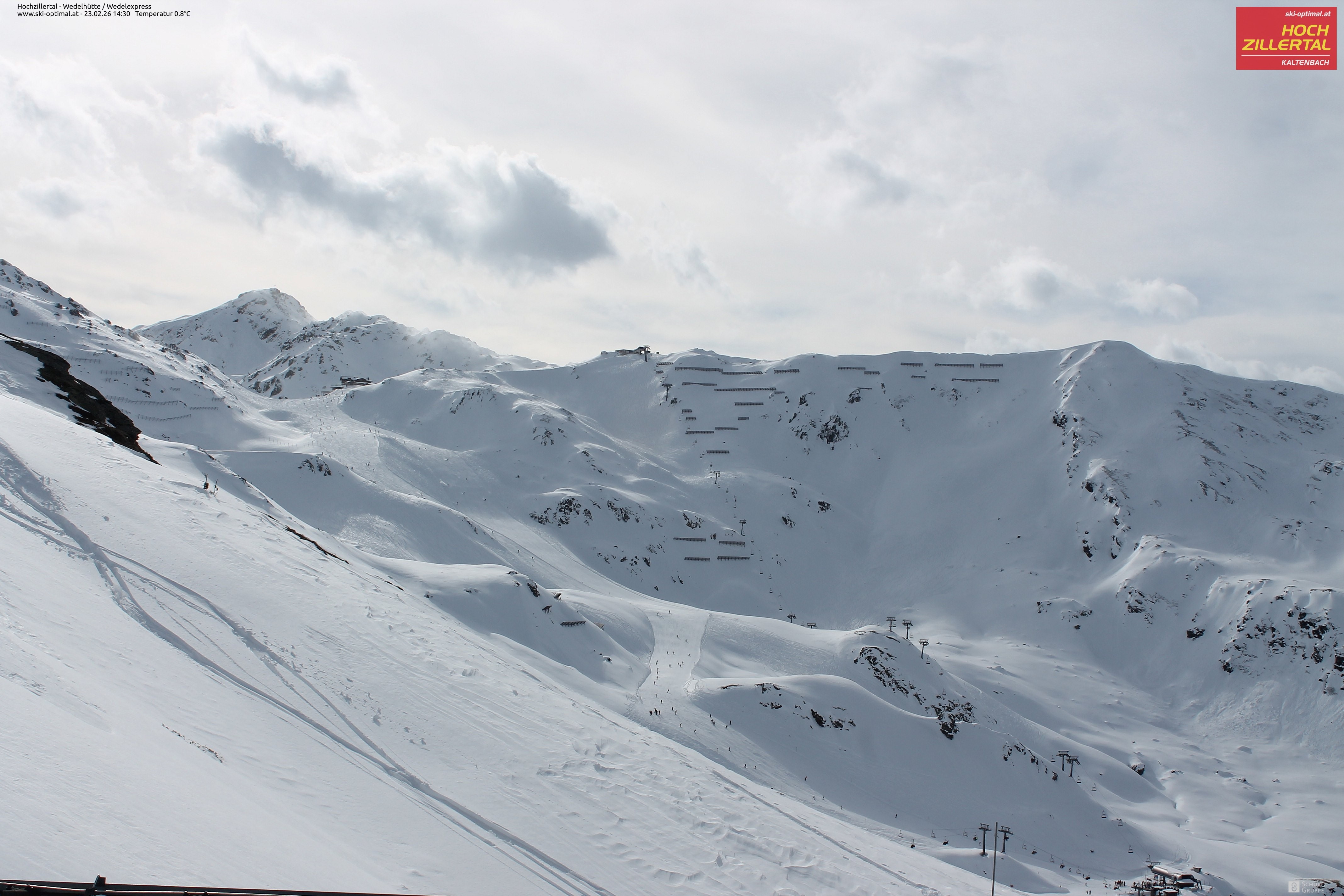 Archiv Foto Webcam Hochzillertal: Blick zur Wedelhütte