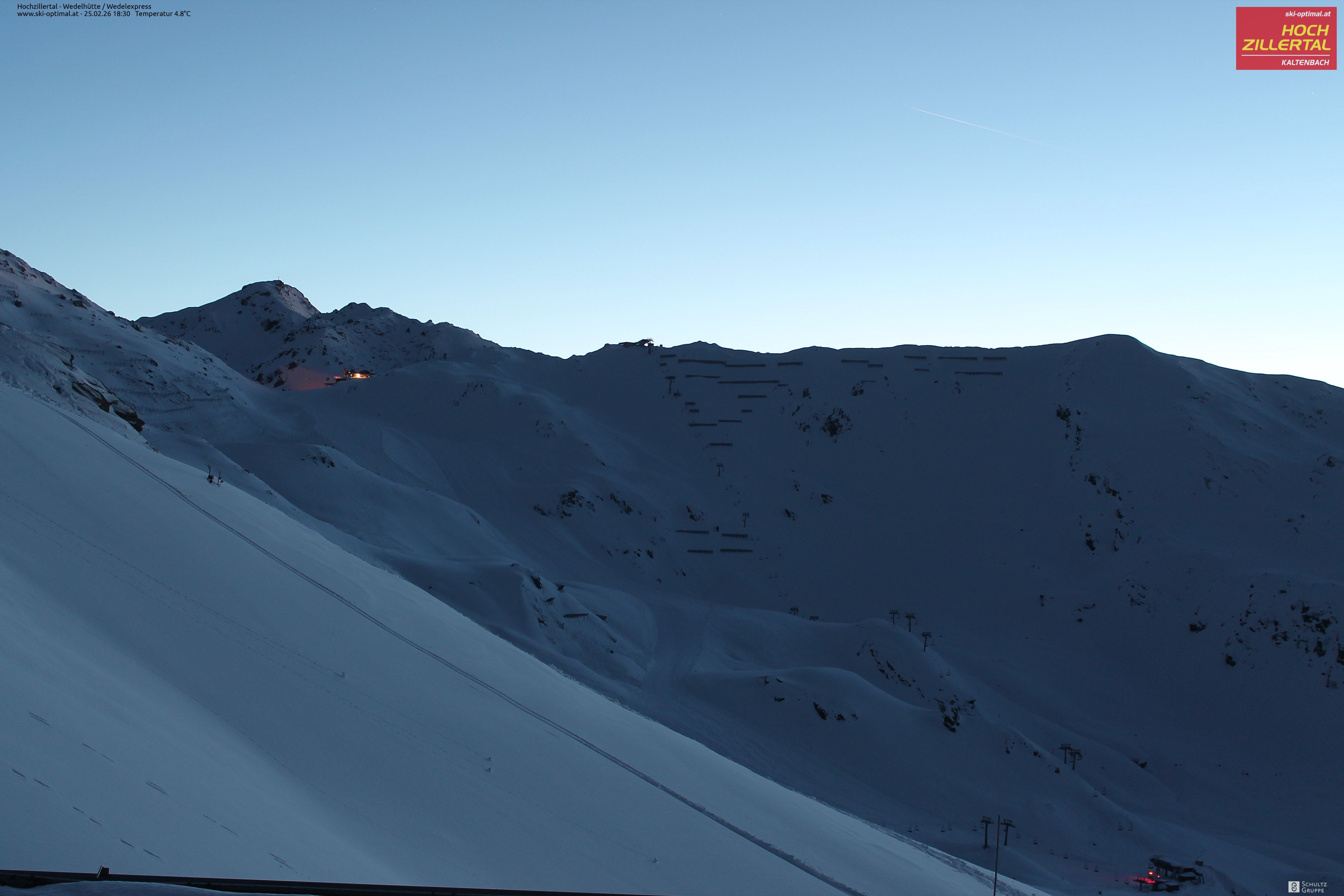 Archiv Foto Webcam Hochzillertal: Blick zur Wedelhütte