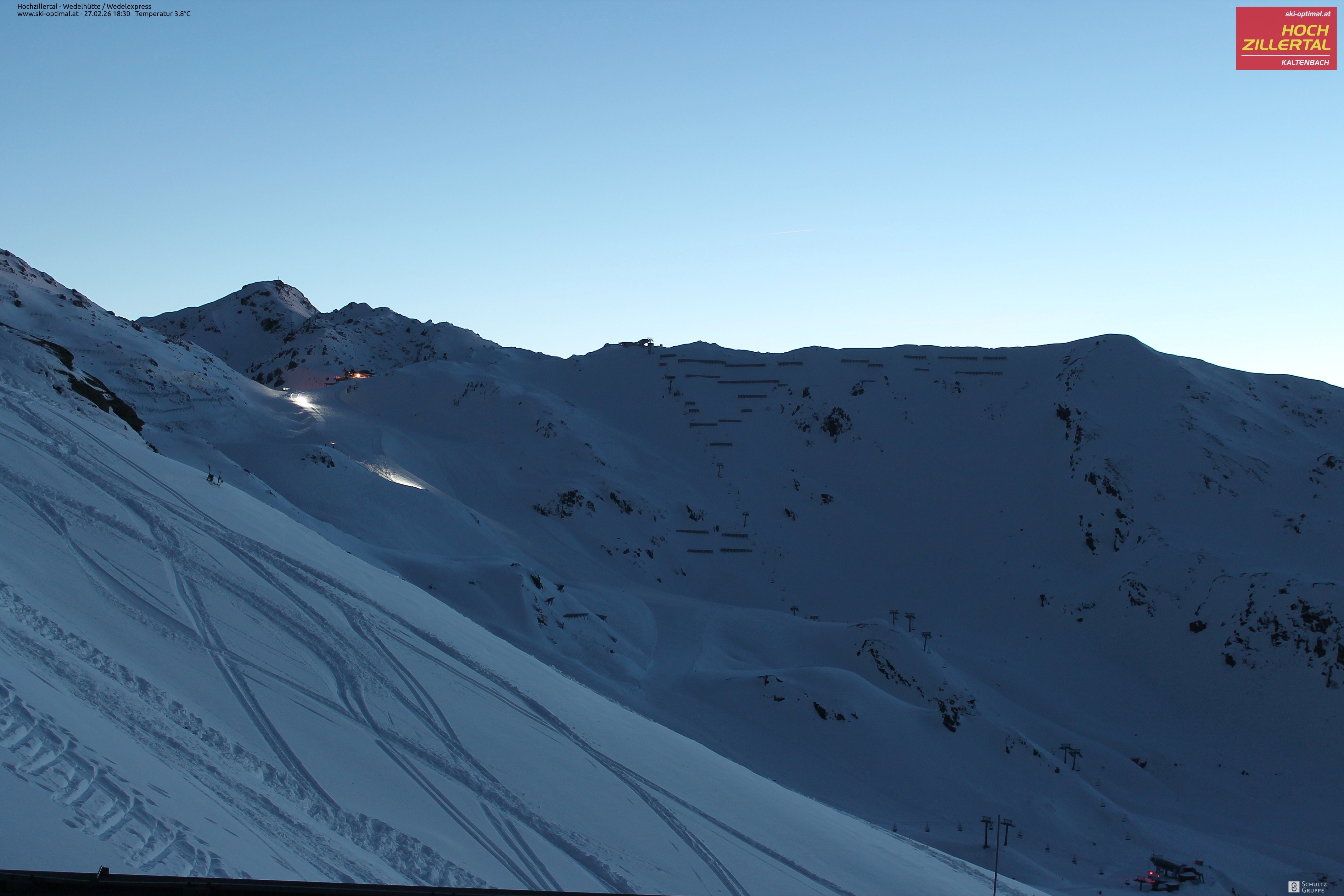 Archiv Foto Webcam Hochzillertal: Blick zur Wedelhütte