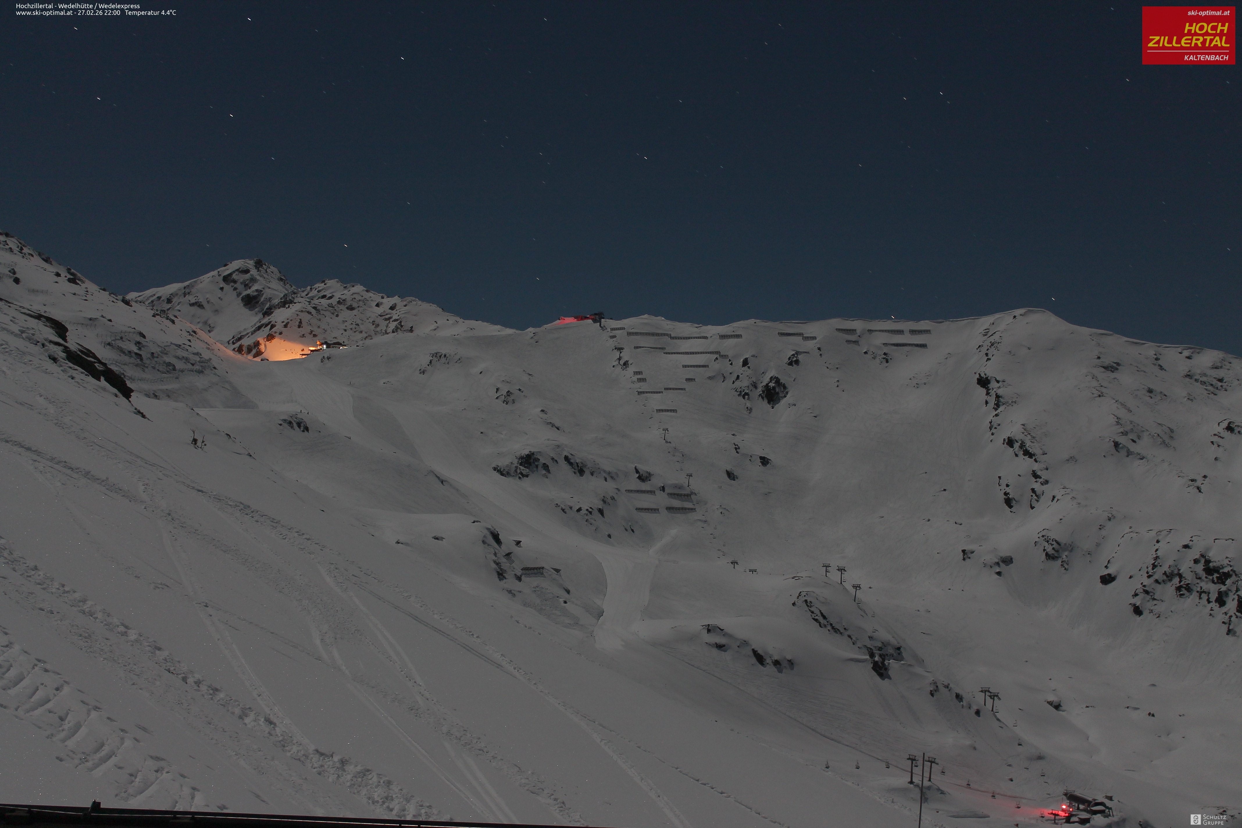 Archiv Foto Webcam Hochzillertal: Blick zur Wedelhütte