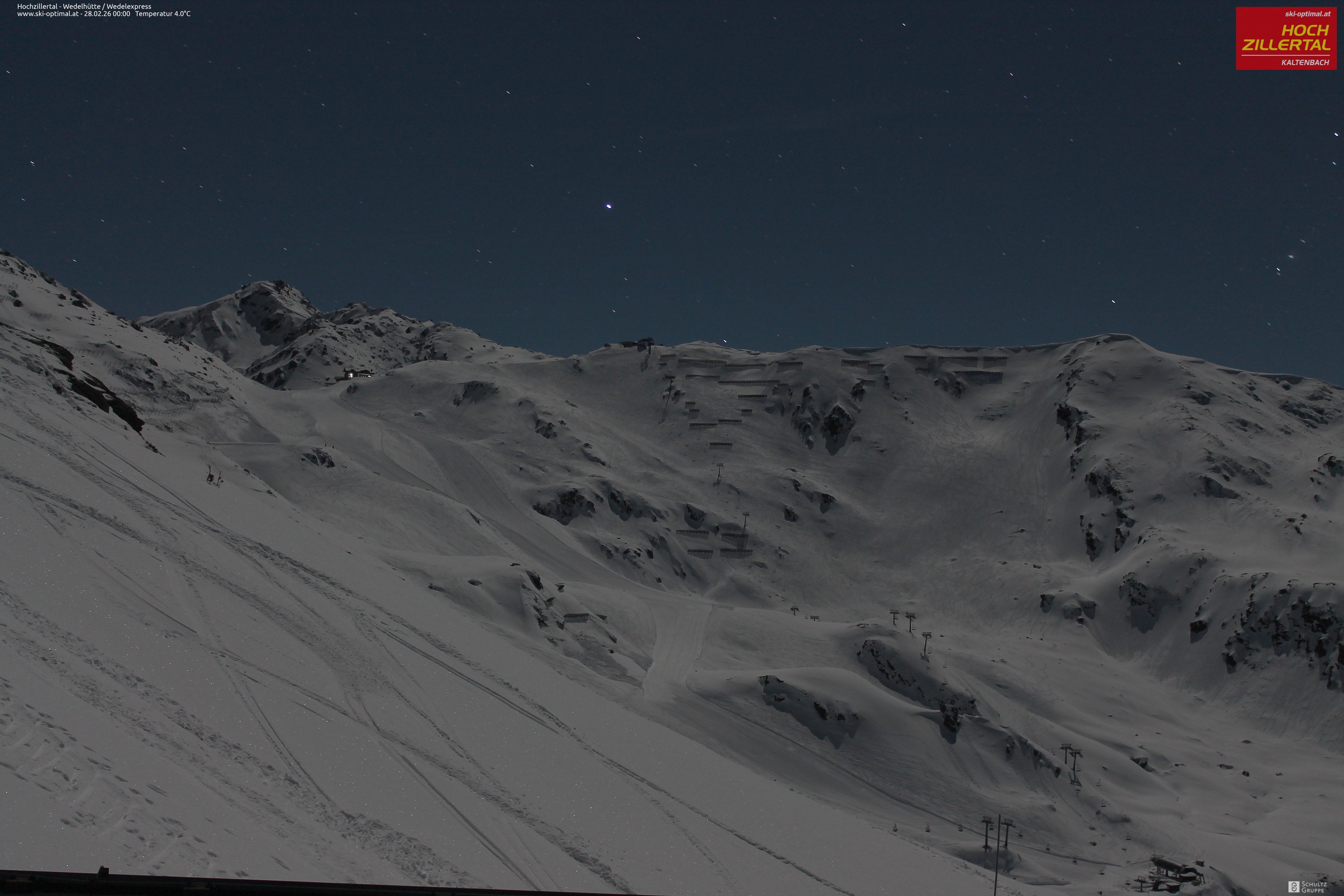 Archiv Foto Webcam Hochzillertal: Blick zur Wedelhütte