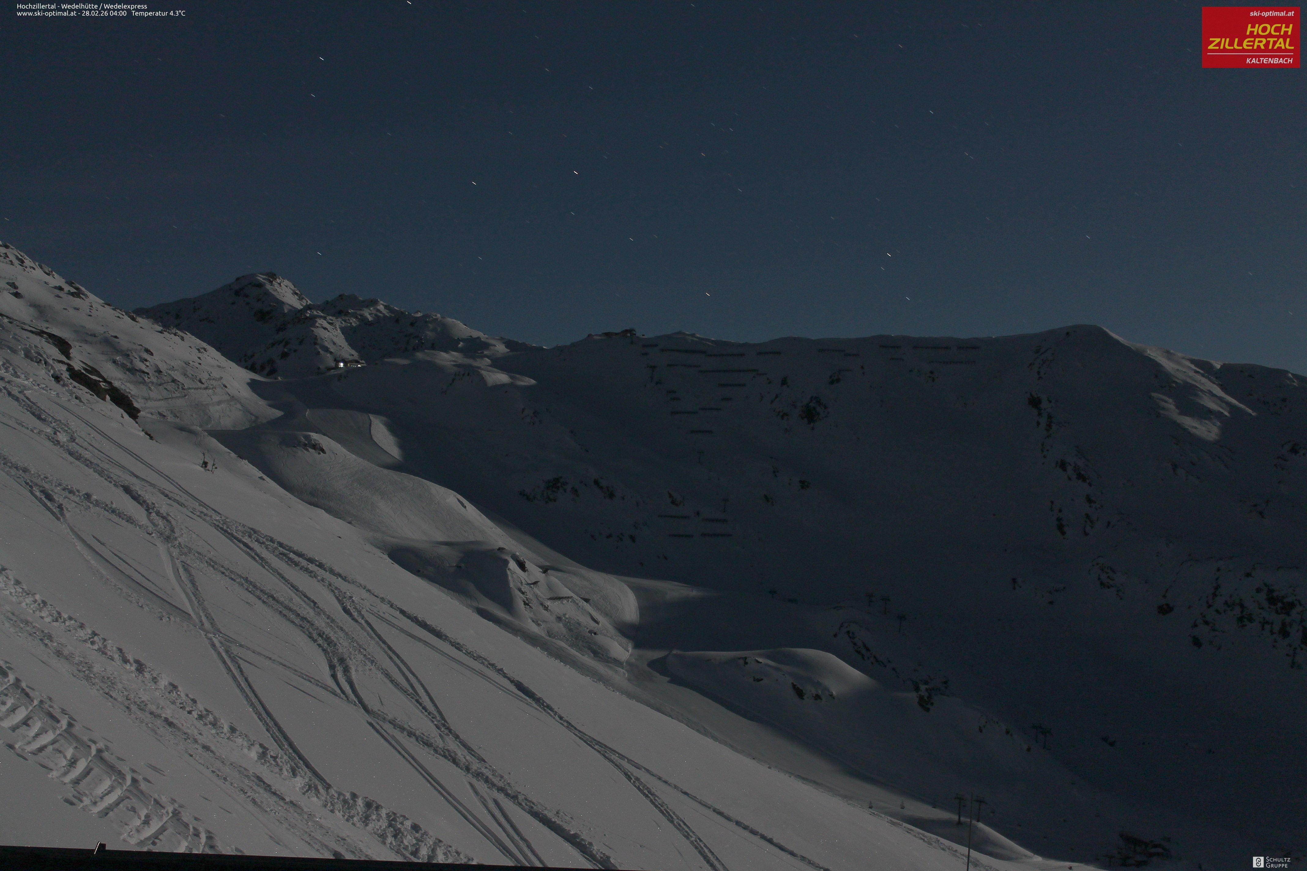 Archiv Foto Webcam Hochzillertal: Blick zur Wedelhütte