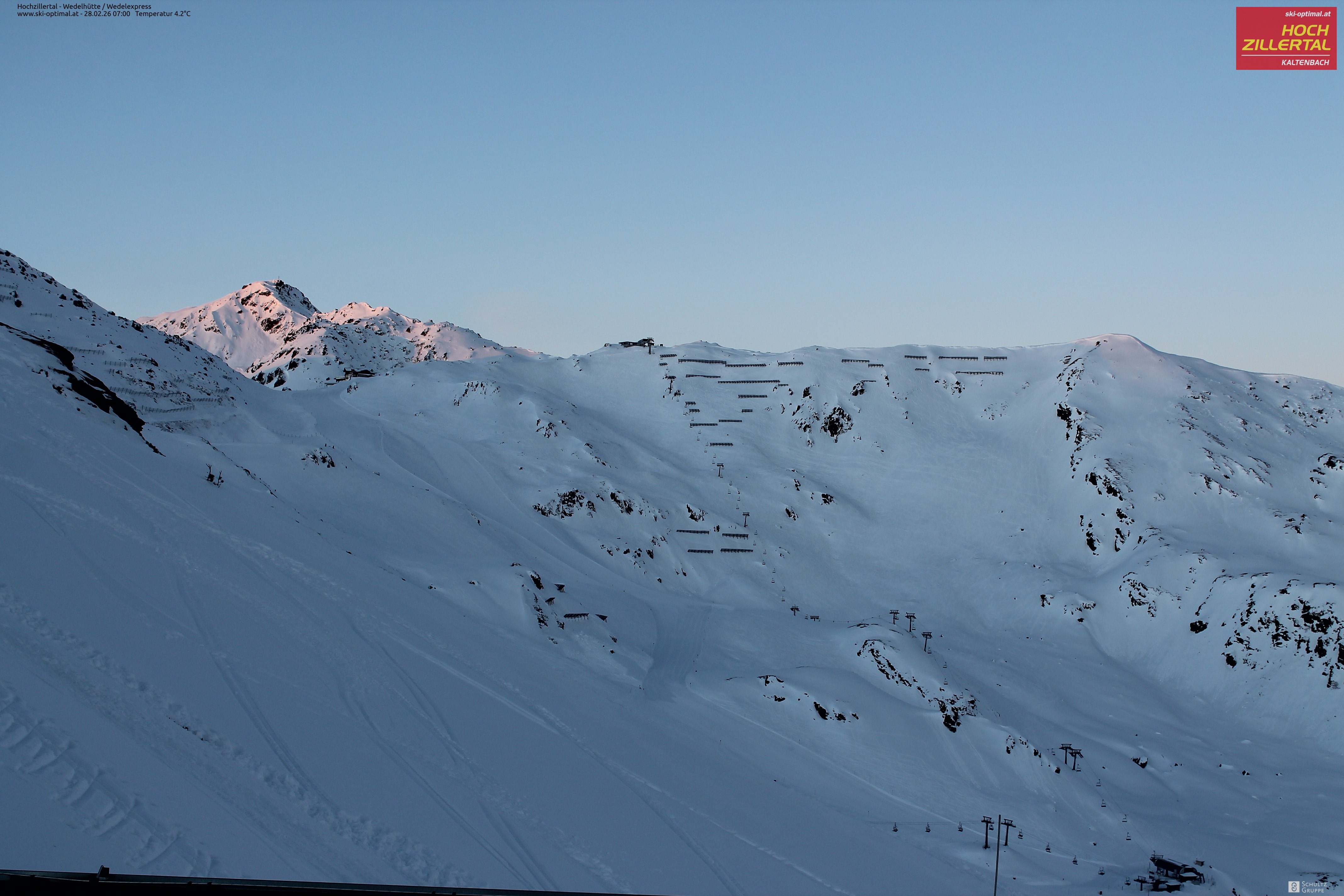 Archiv Foto Webcam Hochzillertal: Blick zur Wedelhütte