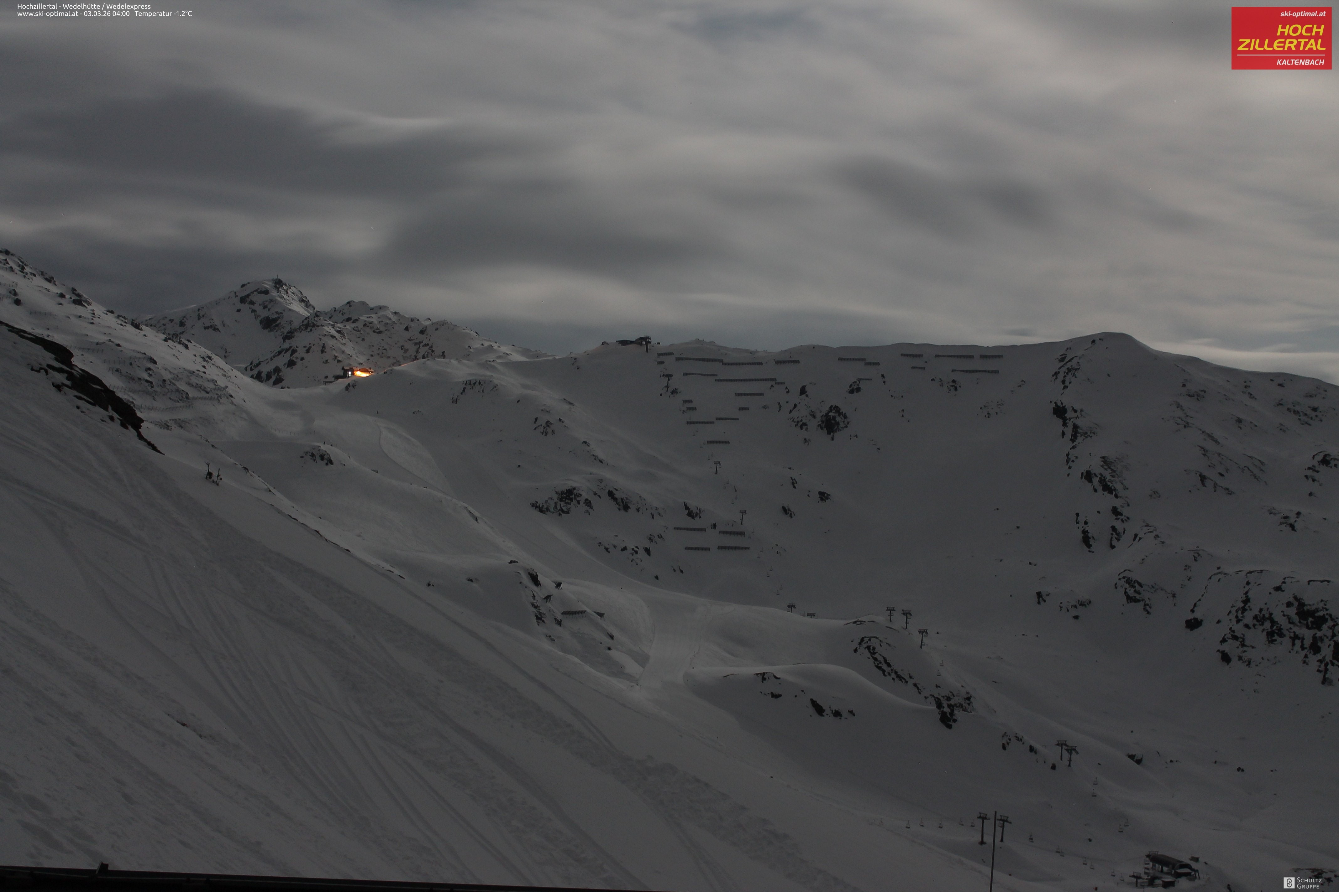 Archiv Foto Webcam Hochzillertal: Blick zur Wedelhütte