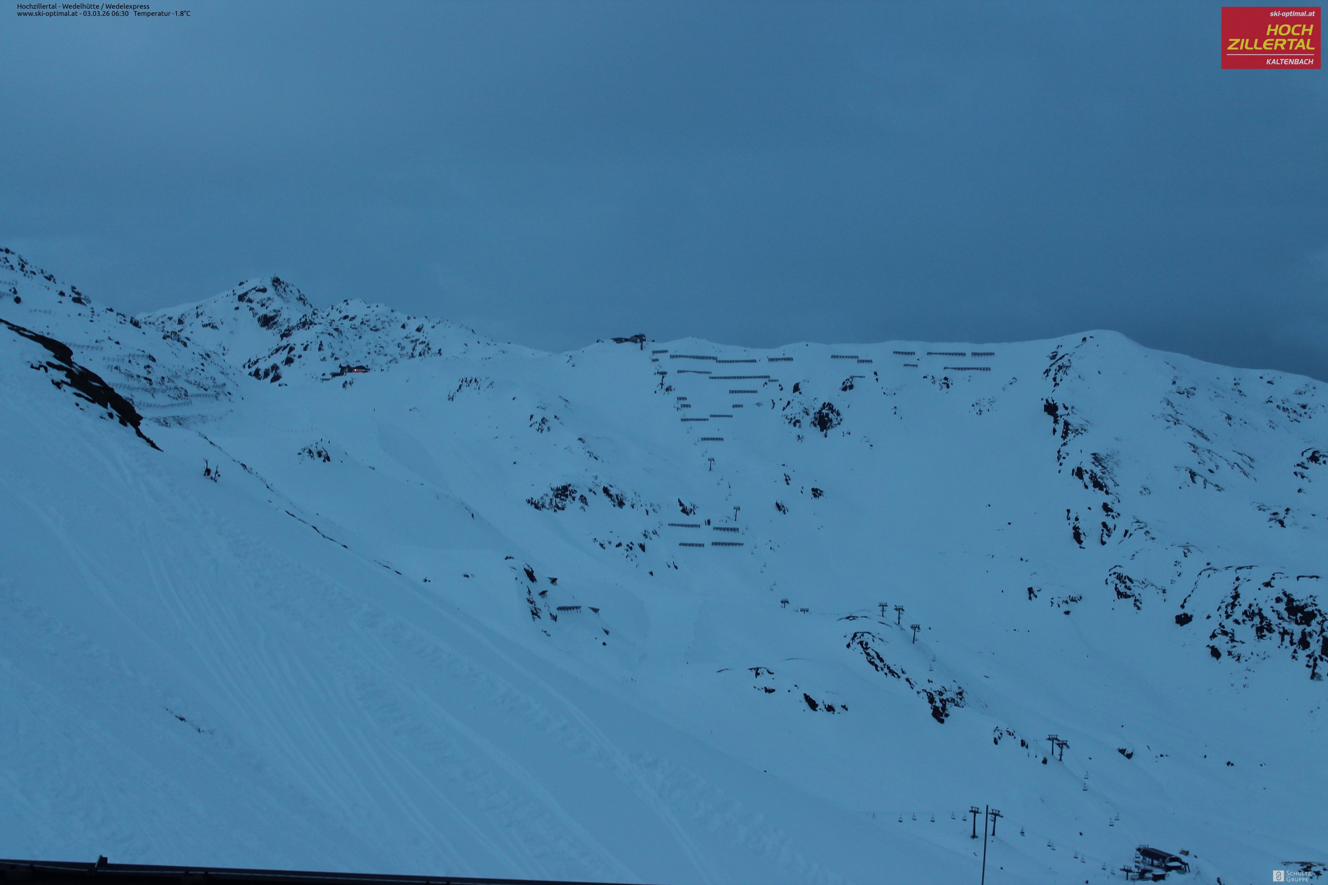 Archiv Foto Webcam Hochzillertal: Blick zur Wedelhütte