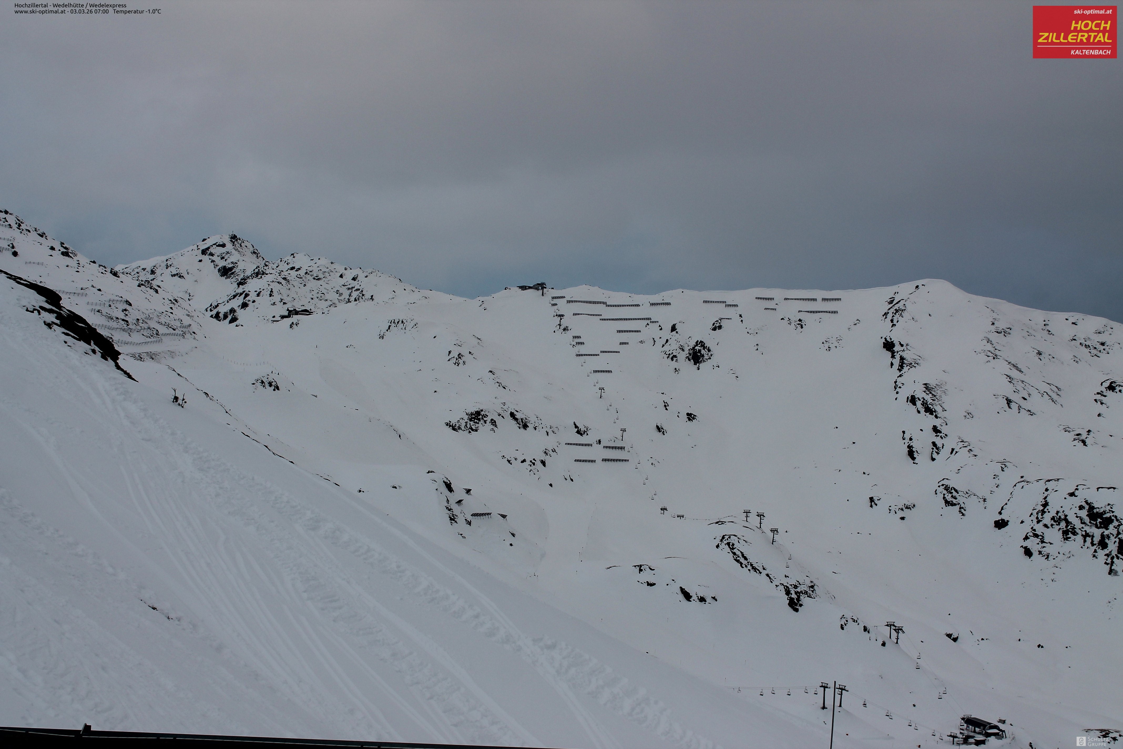 Archiv Foto Webcam Hochzillertal: Blick zur Wedelhütte