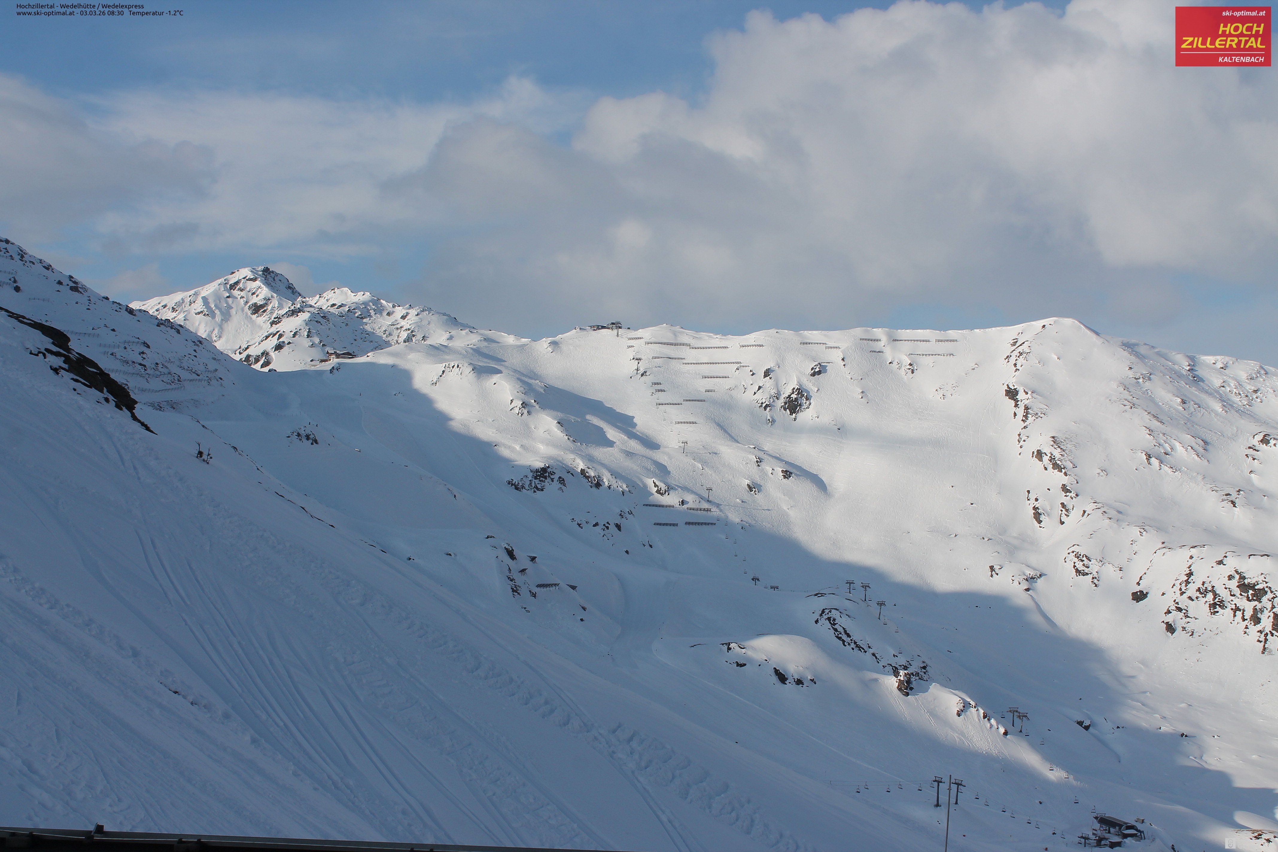 Archiv Foto Webcam Hochzillertal: Blick zur Wedelhütte