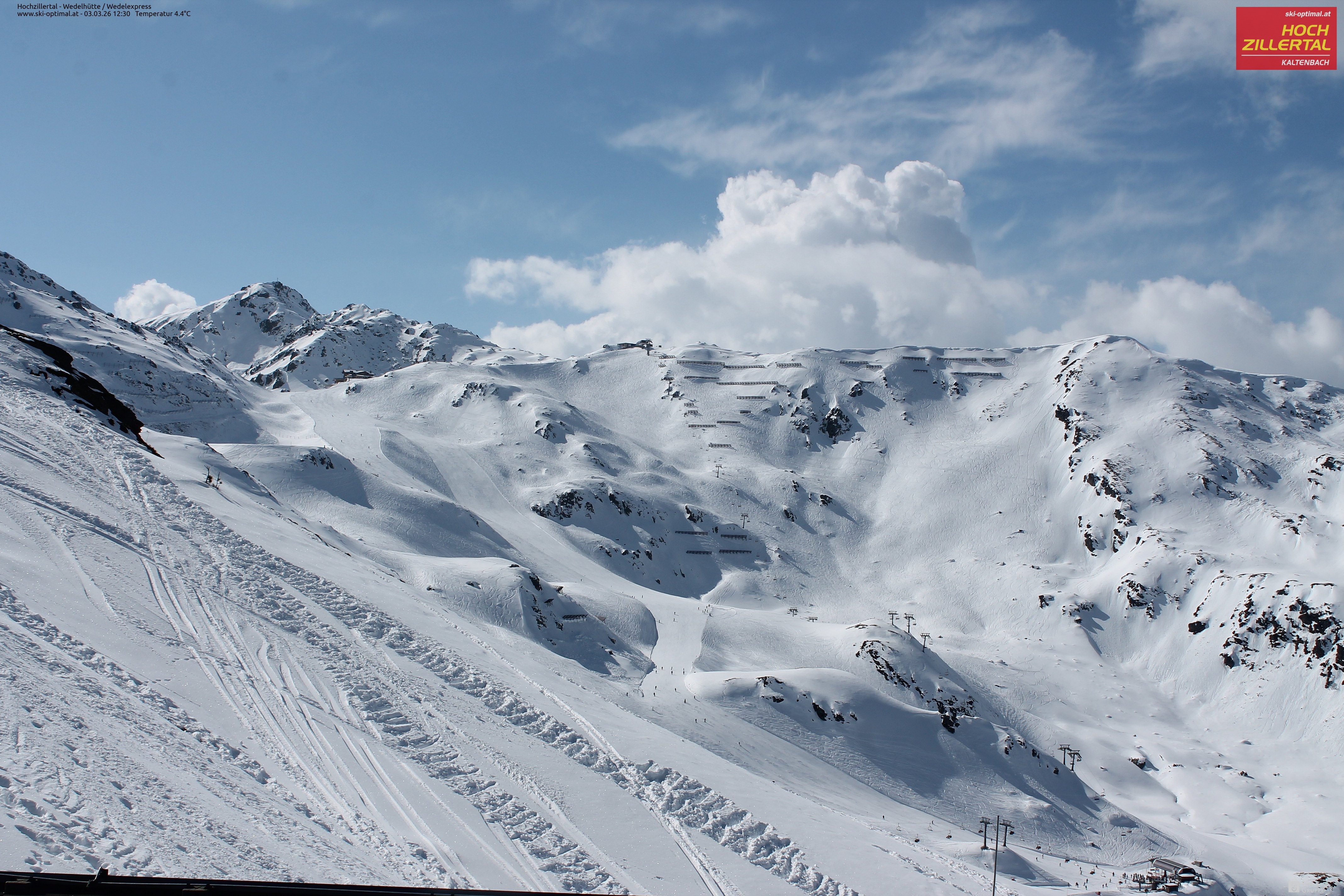 Archiv Foto Webcam Hochzillertal: Blick zur Wedelhütte