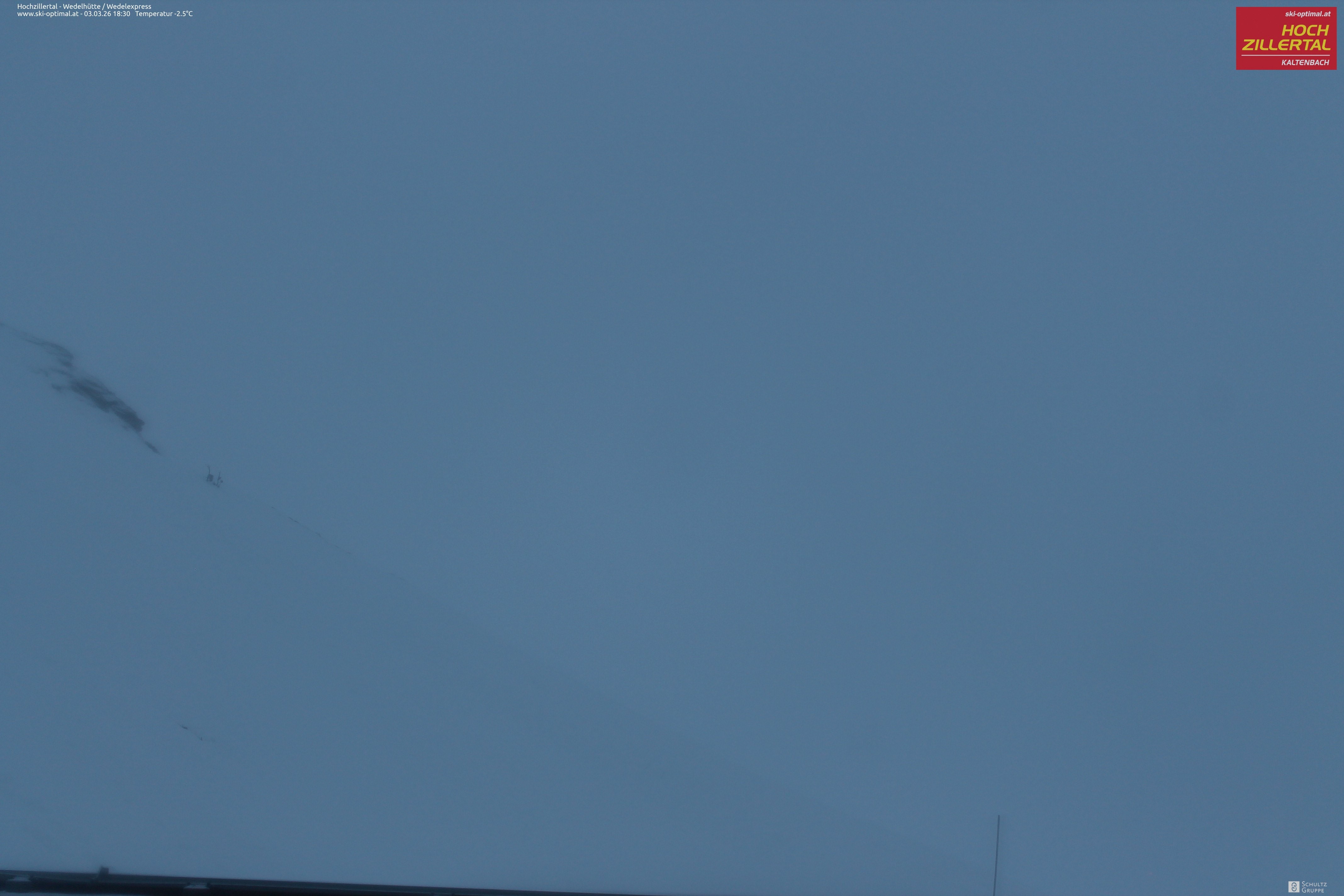 Archiv Foto Webcam Hochzillertal: Blick zur Wedelhütte