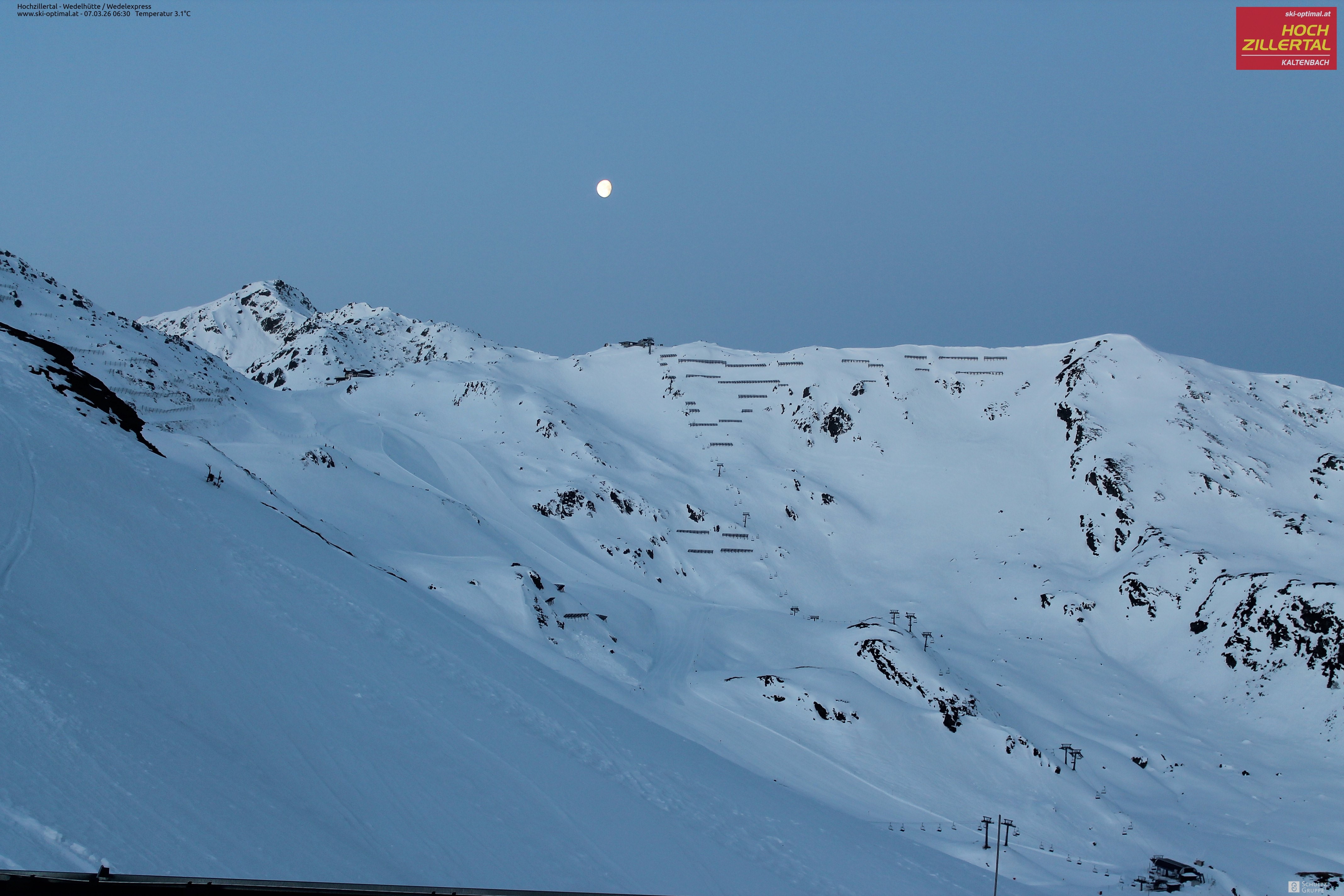 Archiv Foto Webcam Hochzillertal: Blick zur Wedelhütte