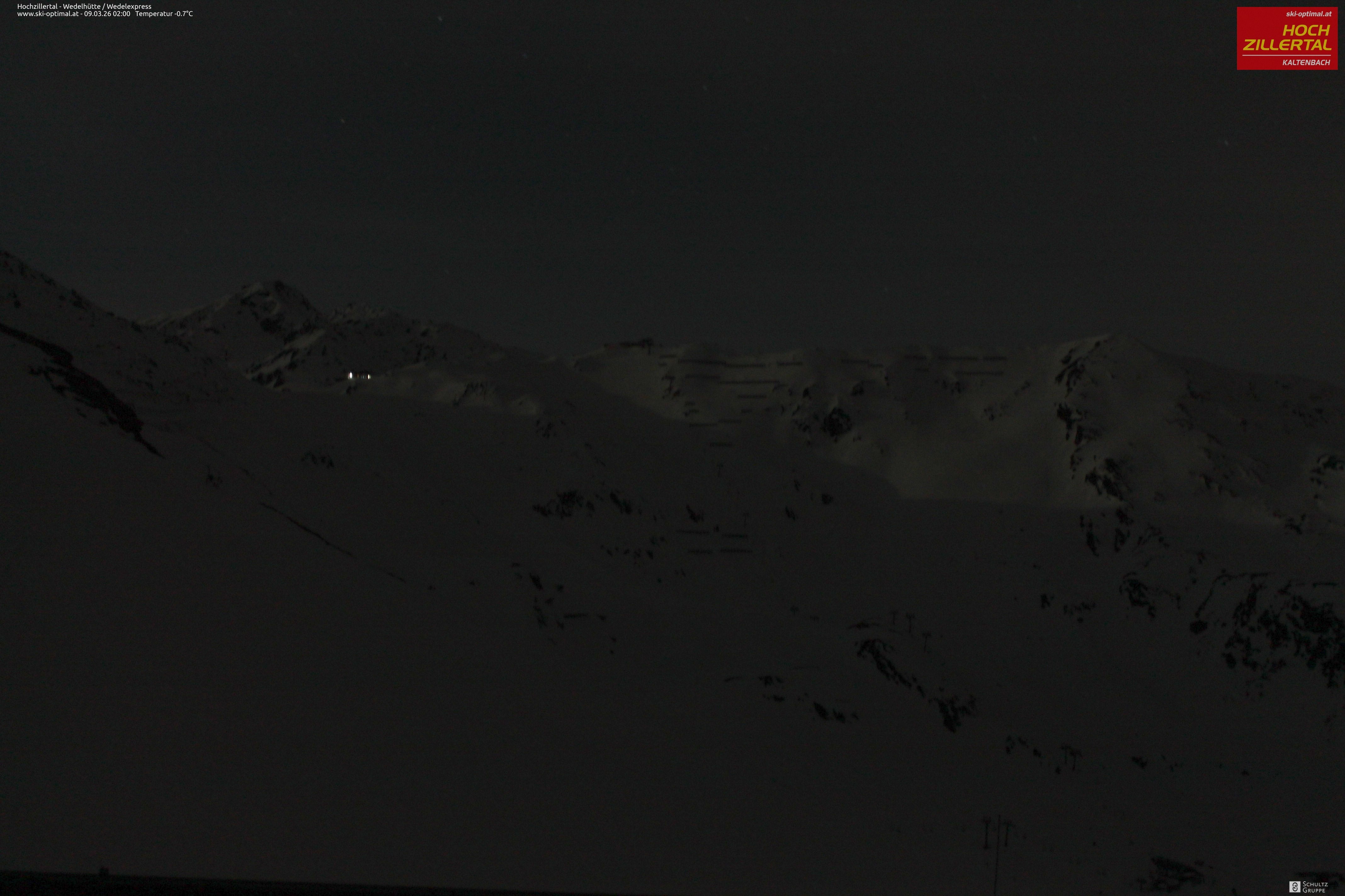 Archiv Foto Webcam Hochzillertal: Blick zur Wedelhütte