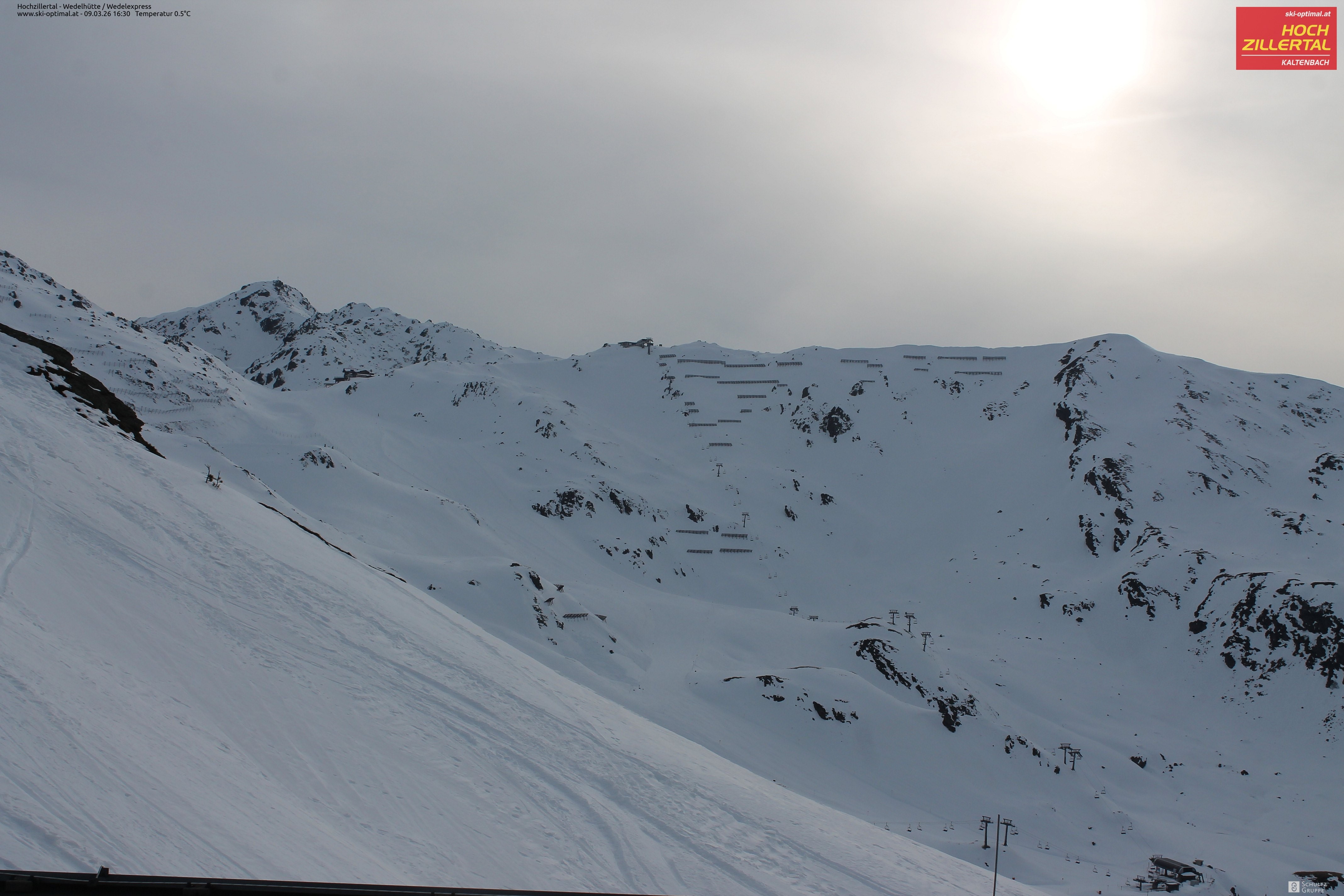 Archiv Foto Webcam Hochzillertal: Blick zur Wedelhütte