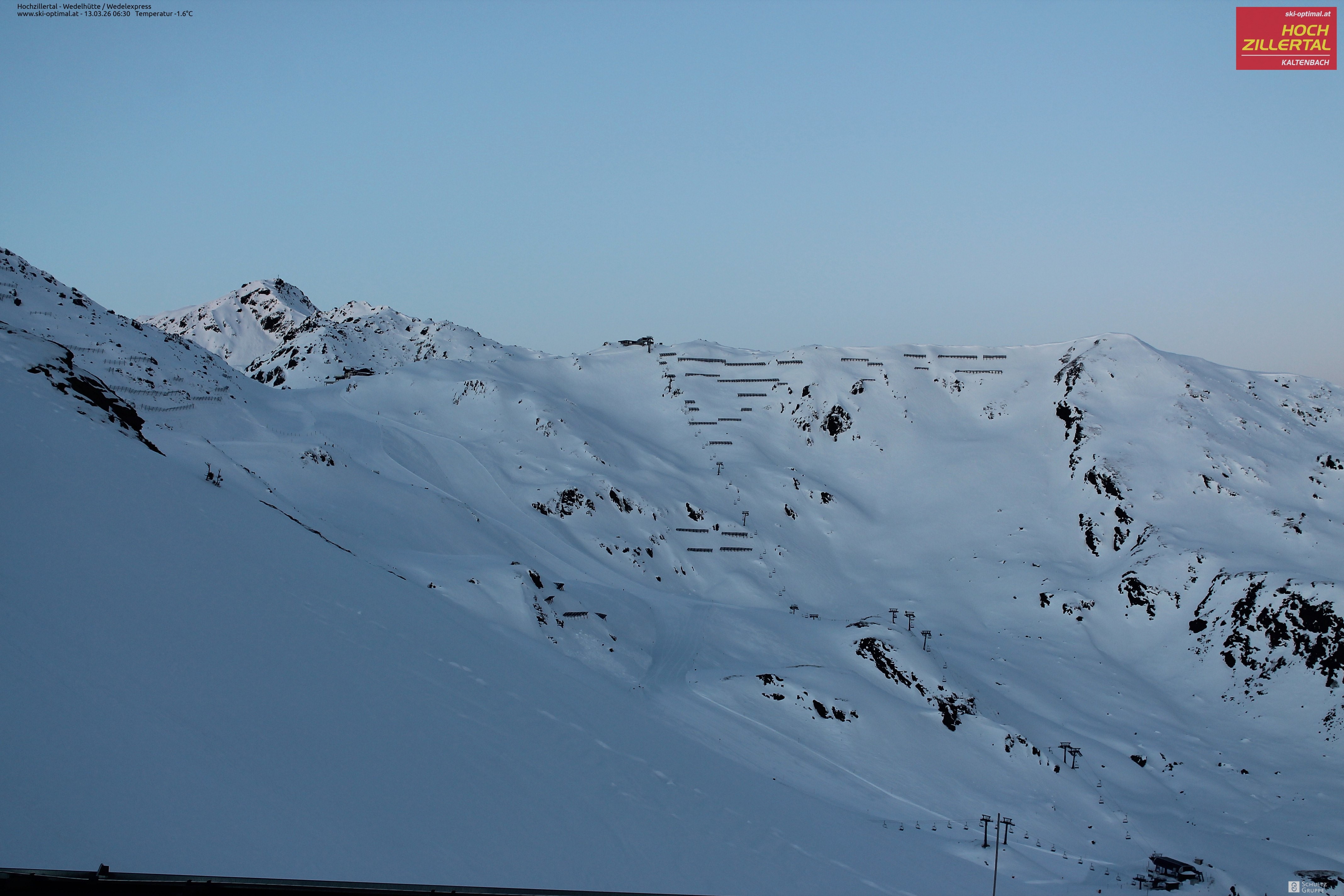 Archiv Foto Webcam Hochzillertal: Blick zur Wedelhütte