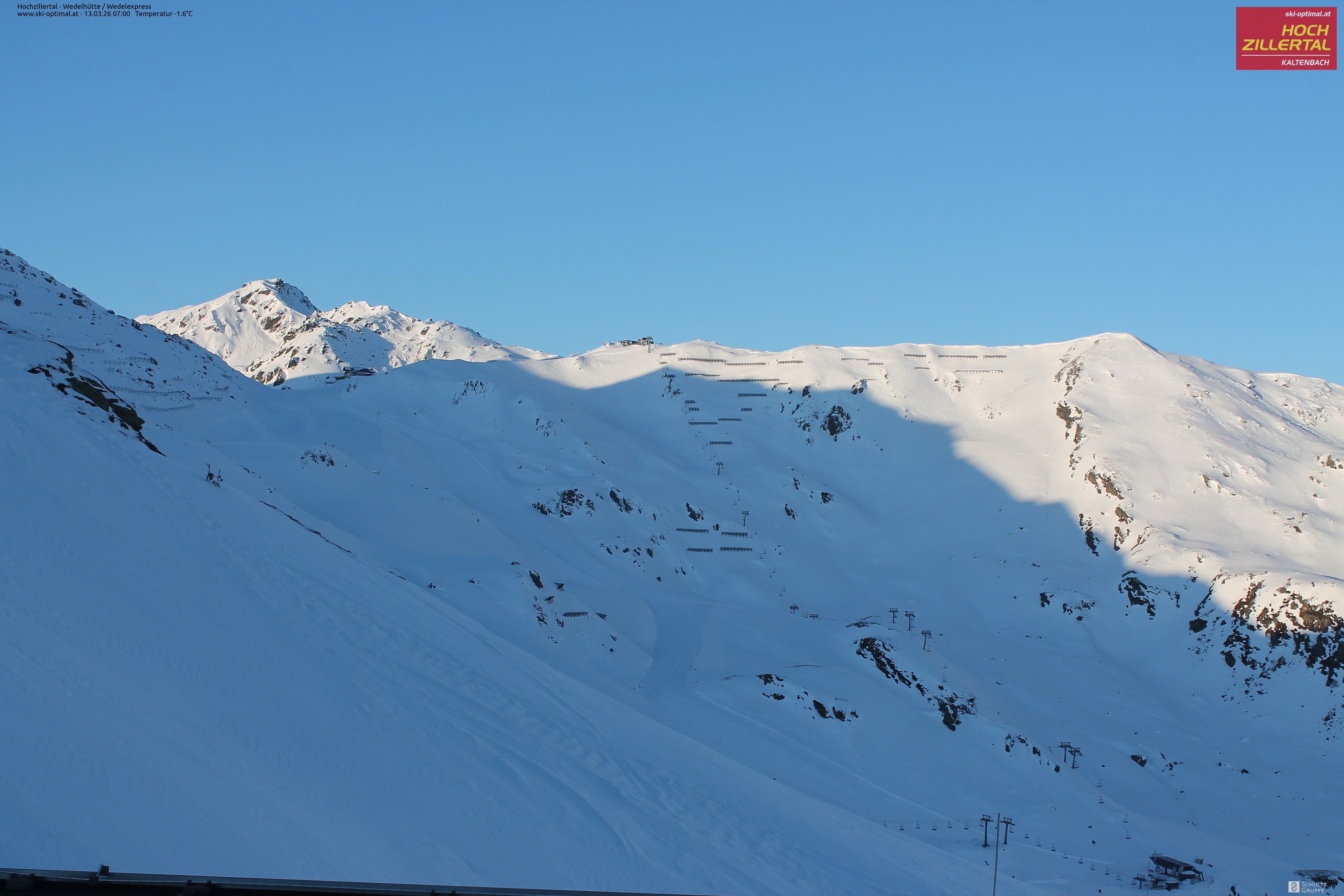 Archiv Foto Webcam Hochzillertal: Blick zur Wedelhütte