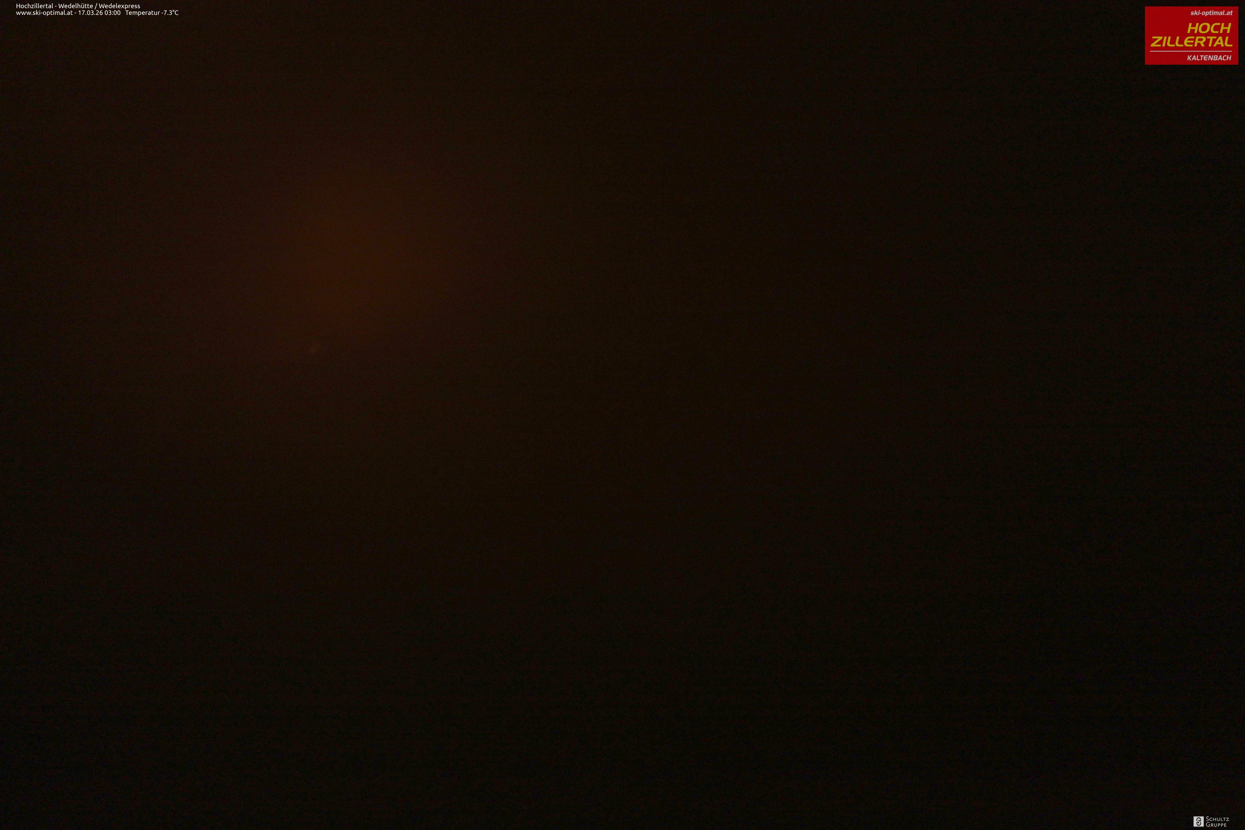 Archiv Foto Webcam Hochzillertal: Blick zur Wedelhütte