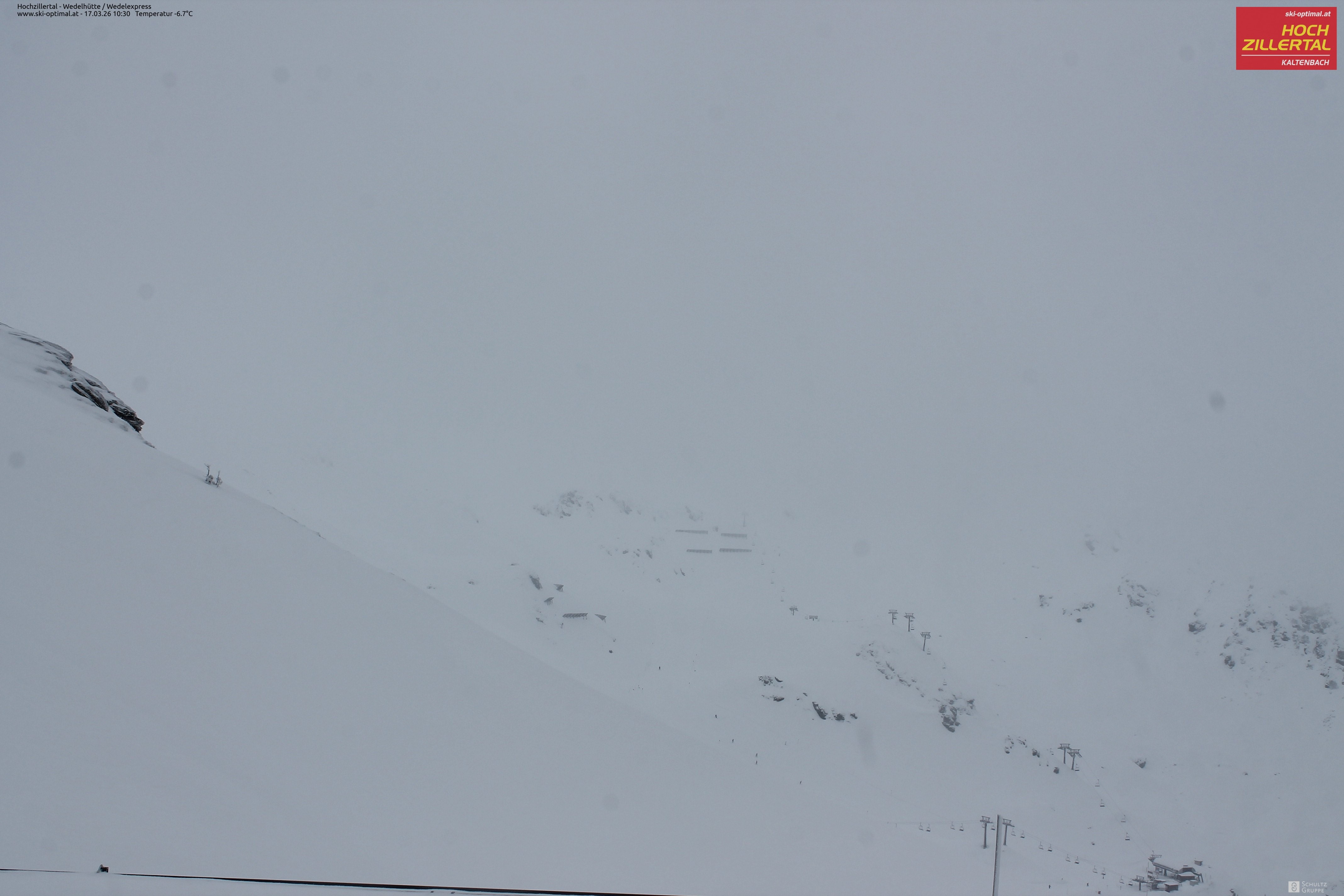 Archiv Foto Webcam Hochzillertal: Blick zur Wedelhütte