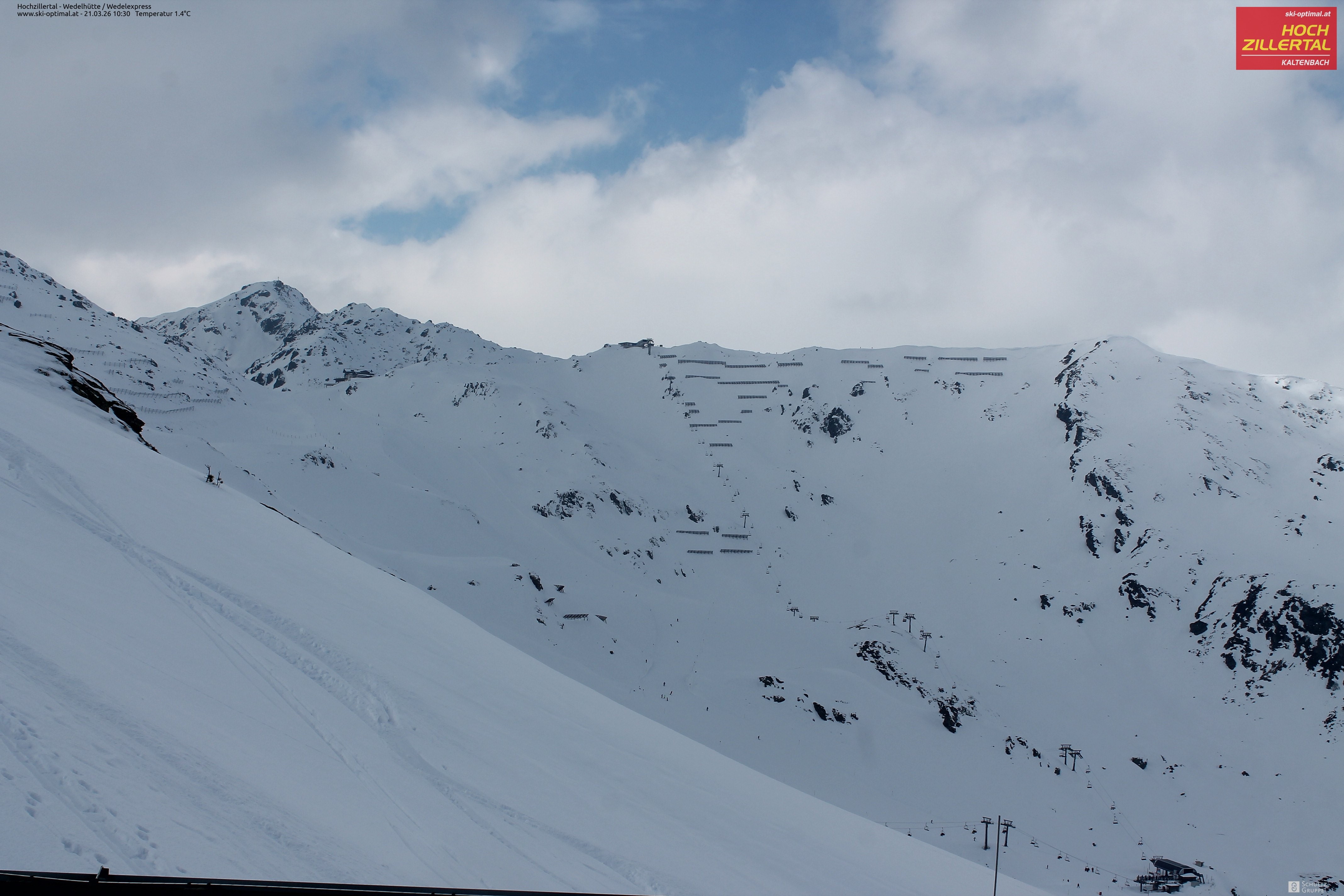 Archiv Foto Webcam Hochzillertal: Blick zur Wedelhütte