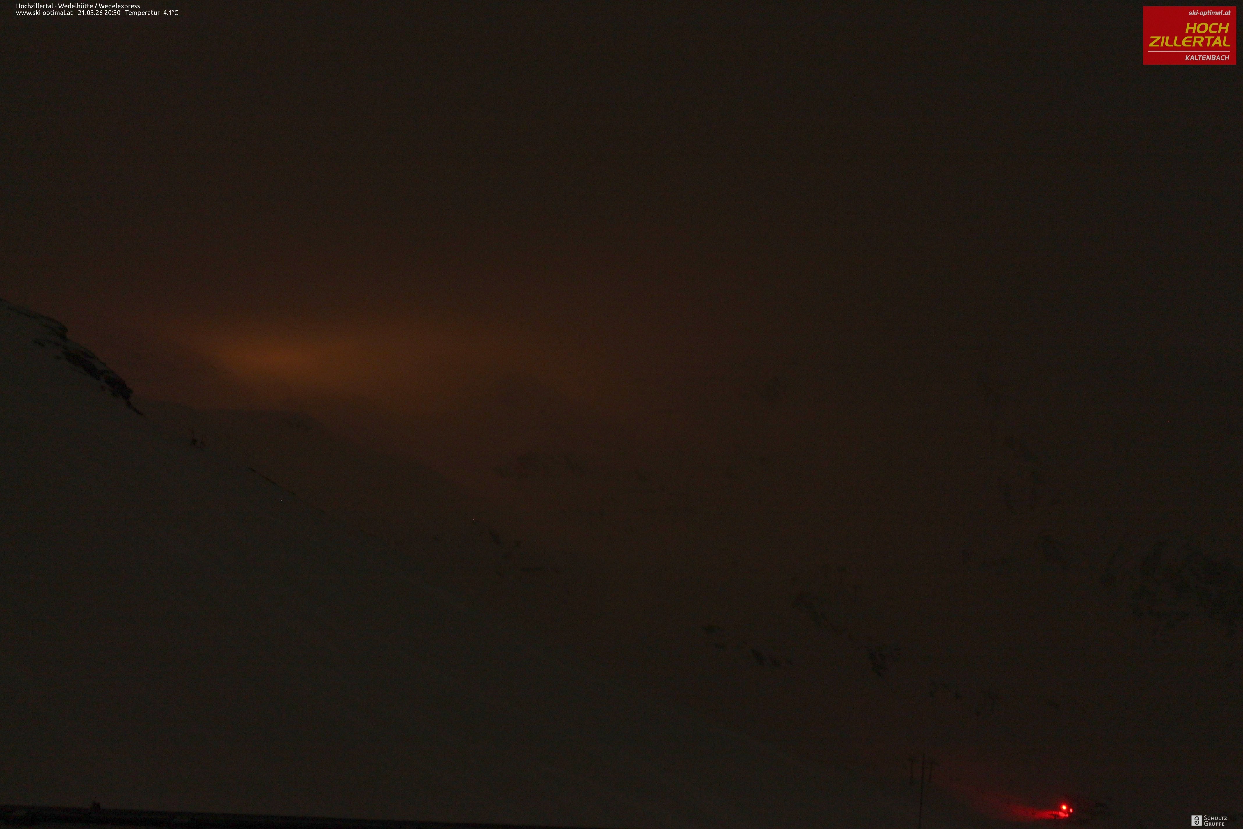 Archiv Foto Webcam Hochzillertal: Blick zur Wedelhütte