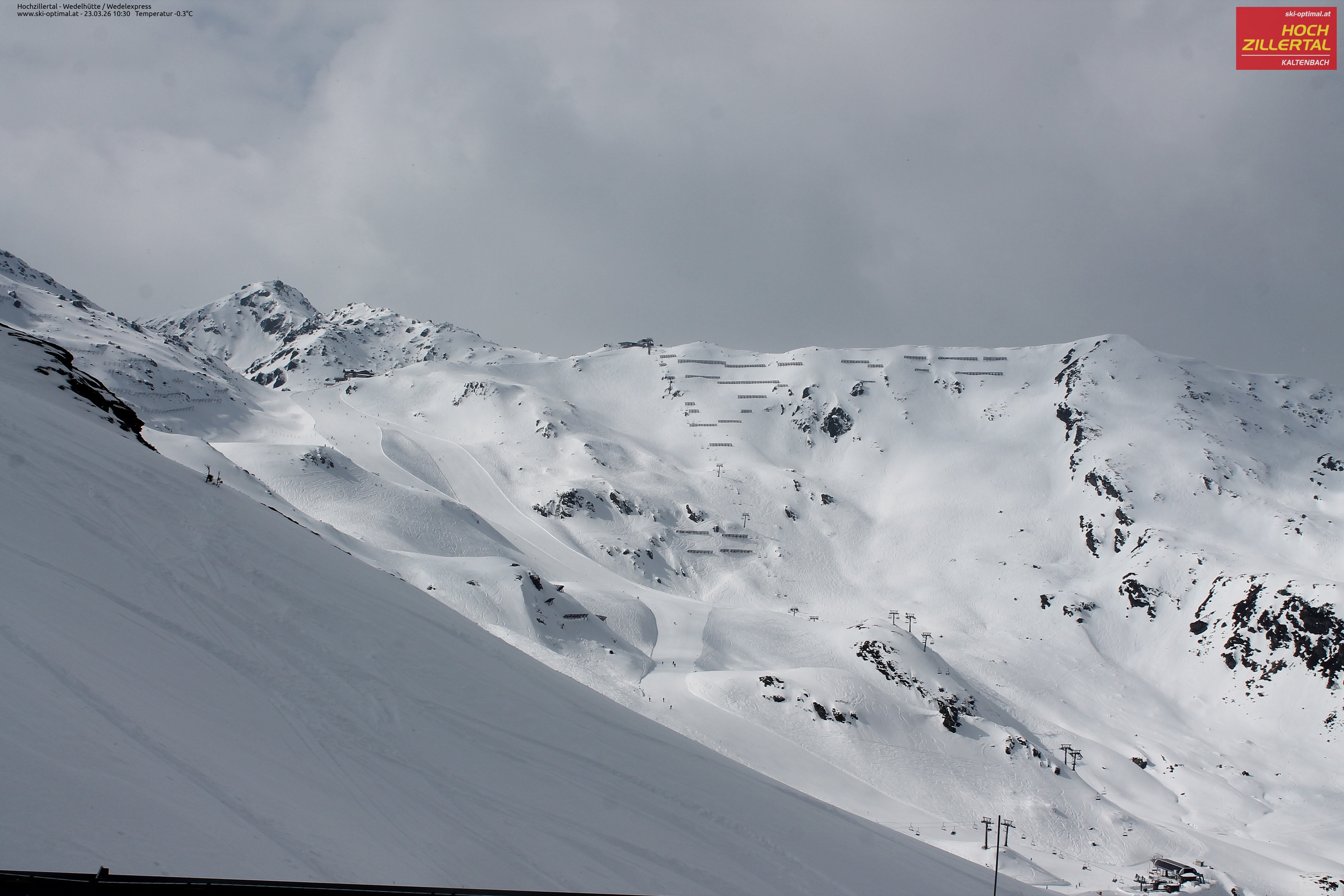 Archiv Foto Webcam Hochzillertal: Blick zur Wedelhütte