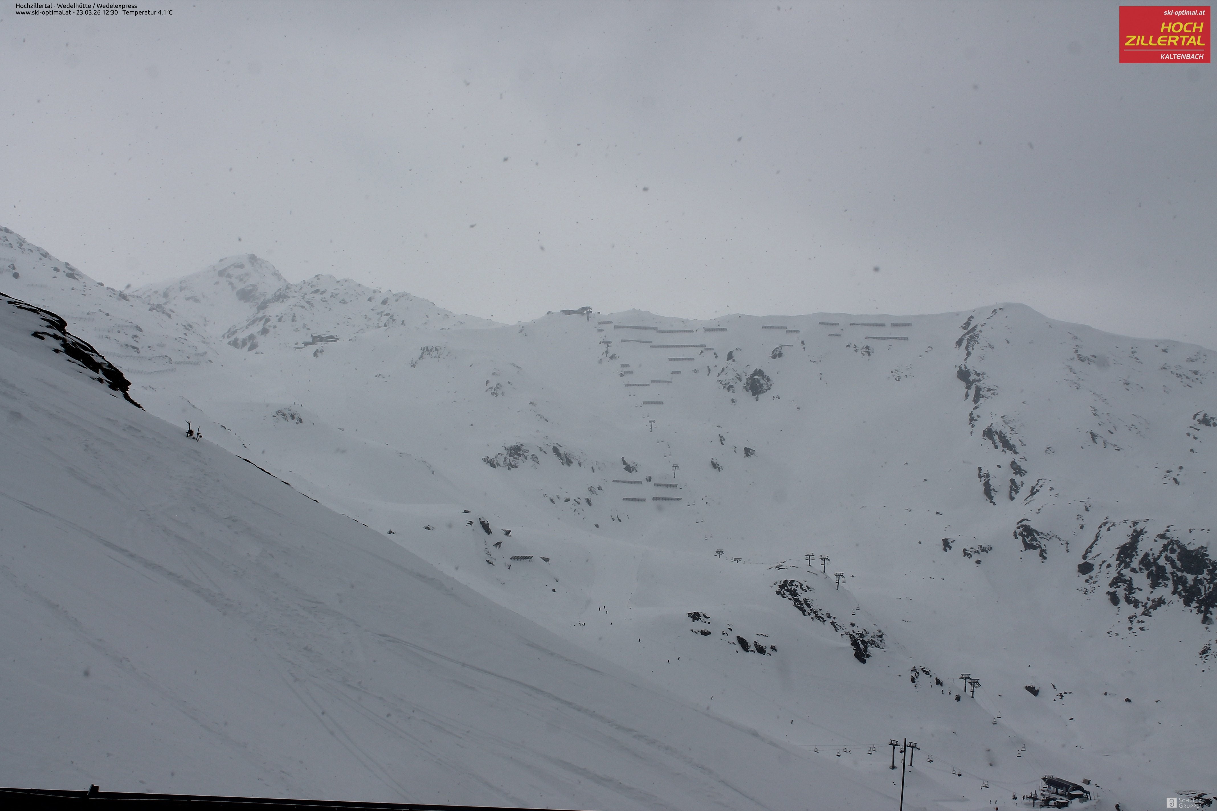 Archiv Foto Webcam Hochzillertal: Blick zur Wedelhütte