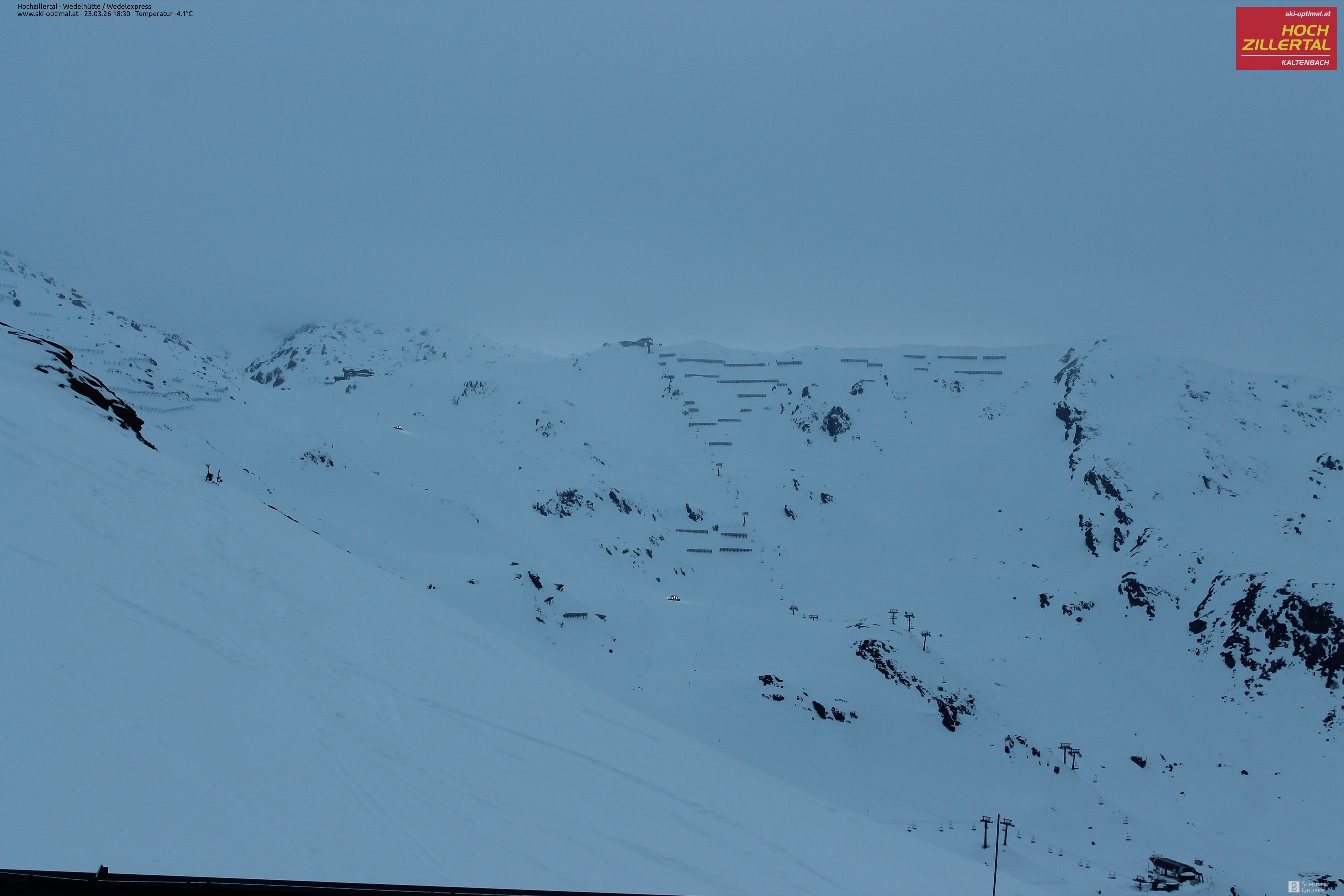 Archiv Foto Webcam Hochzillertal: Blick zur Wedelhütte