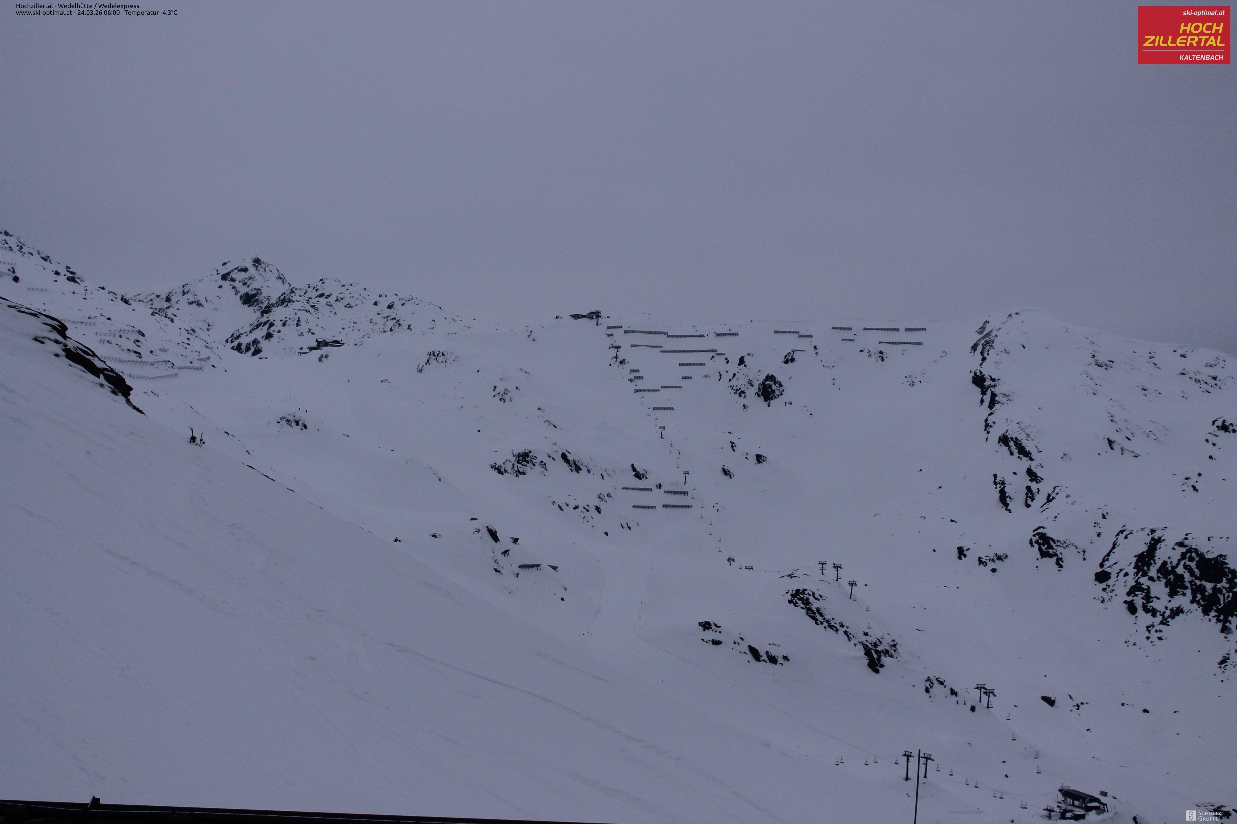 Archiv Foto Webcam Hochzillertal: Blick zur Wedelhütte