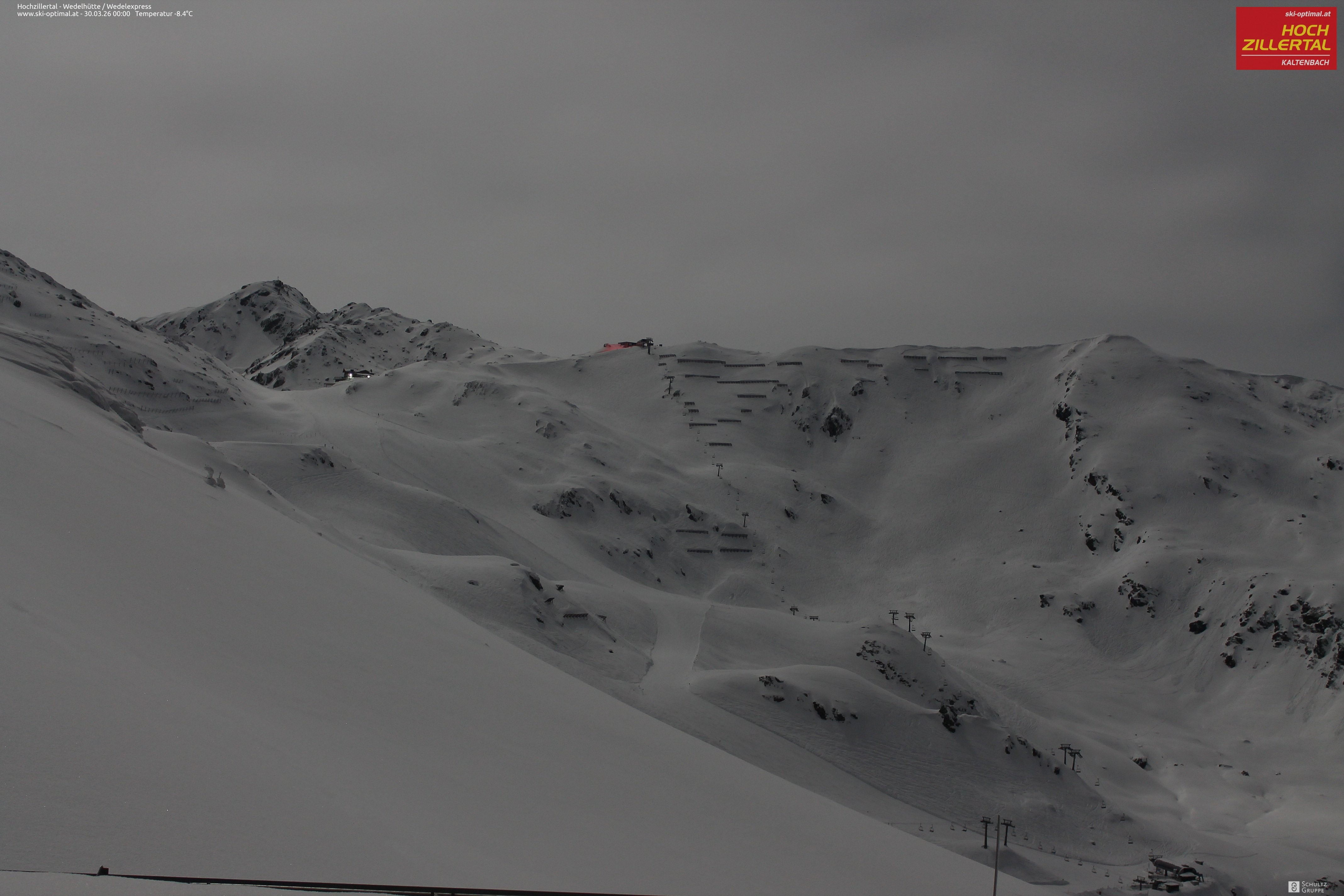 Archiv Foto Webcam Hochzillertal: Blick zur Wedelhütte