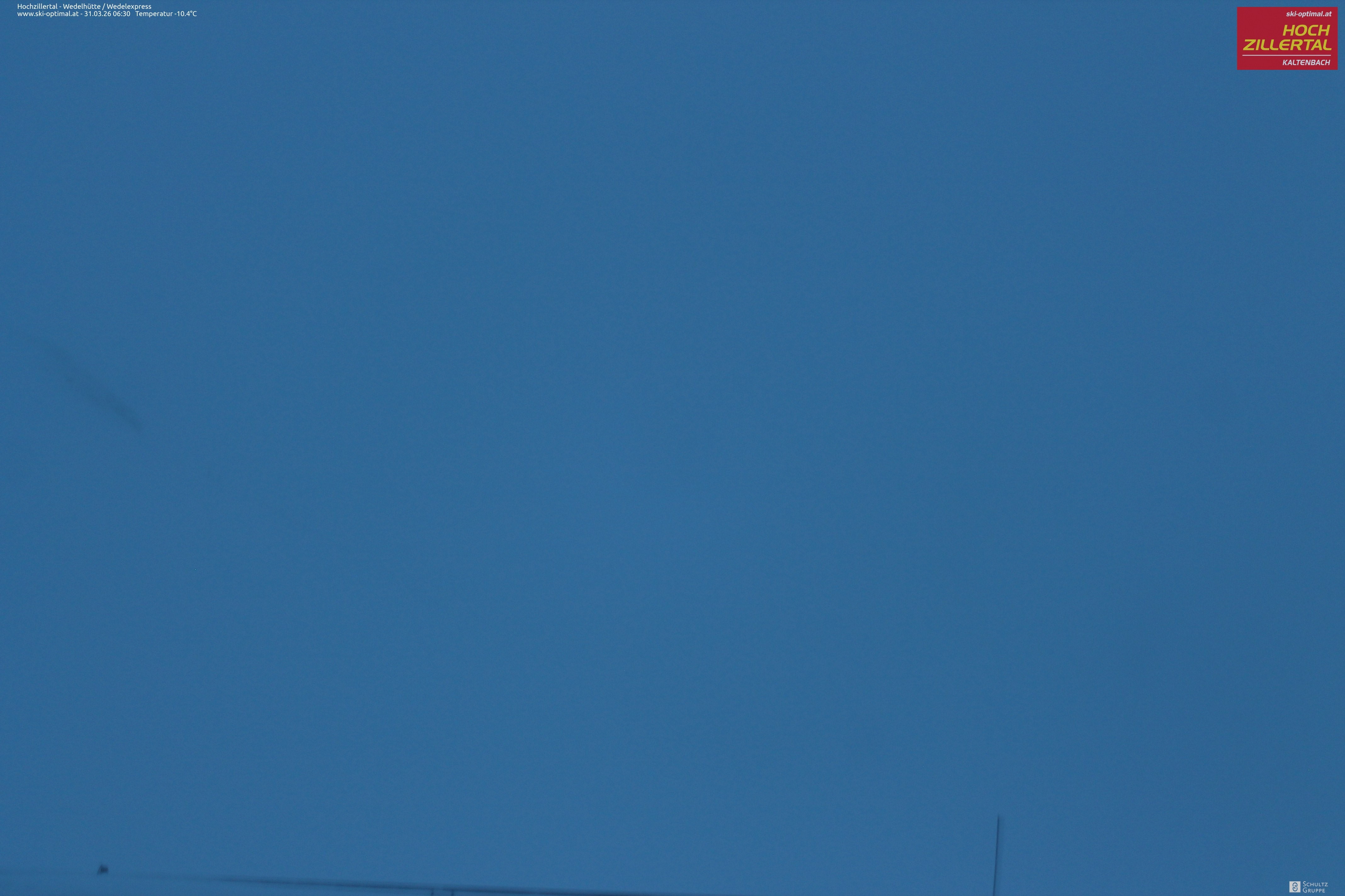 Archiv Foto Webcam Hochzillertal: Blick zur Wedelhütte