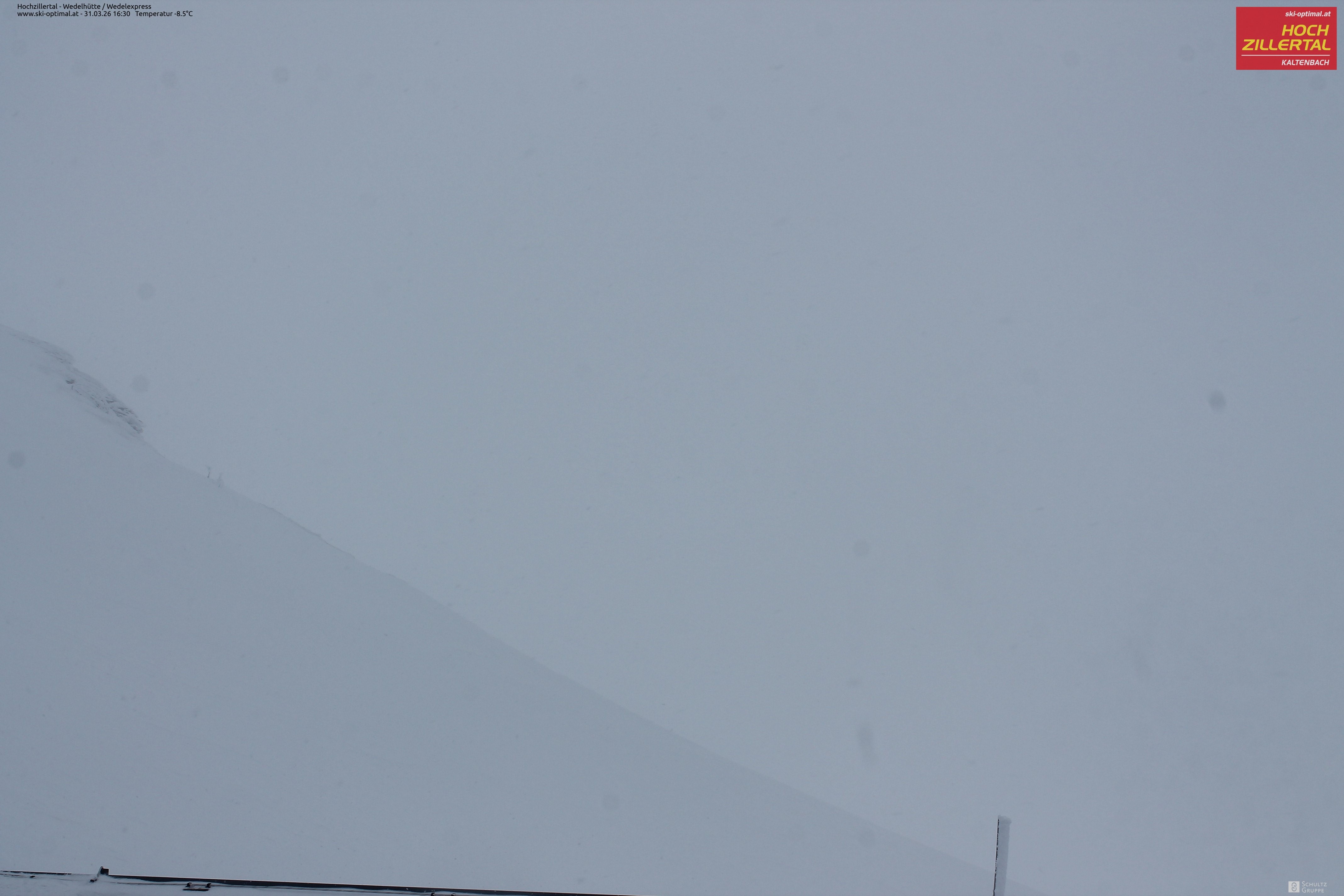 Archiv Foto Webcam Hochzillertal: Blick zur Wedelhütte