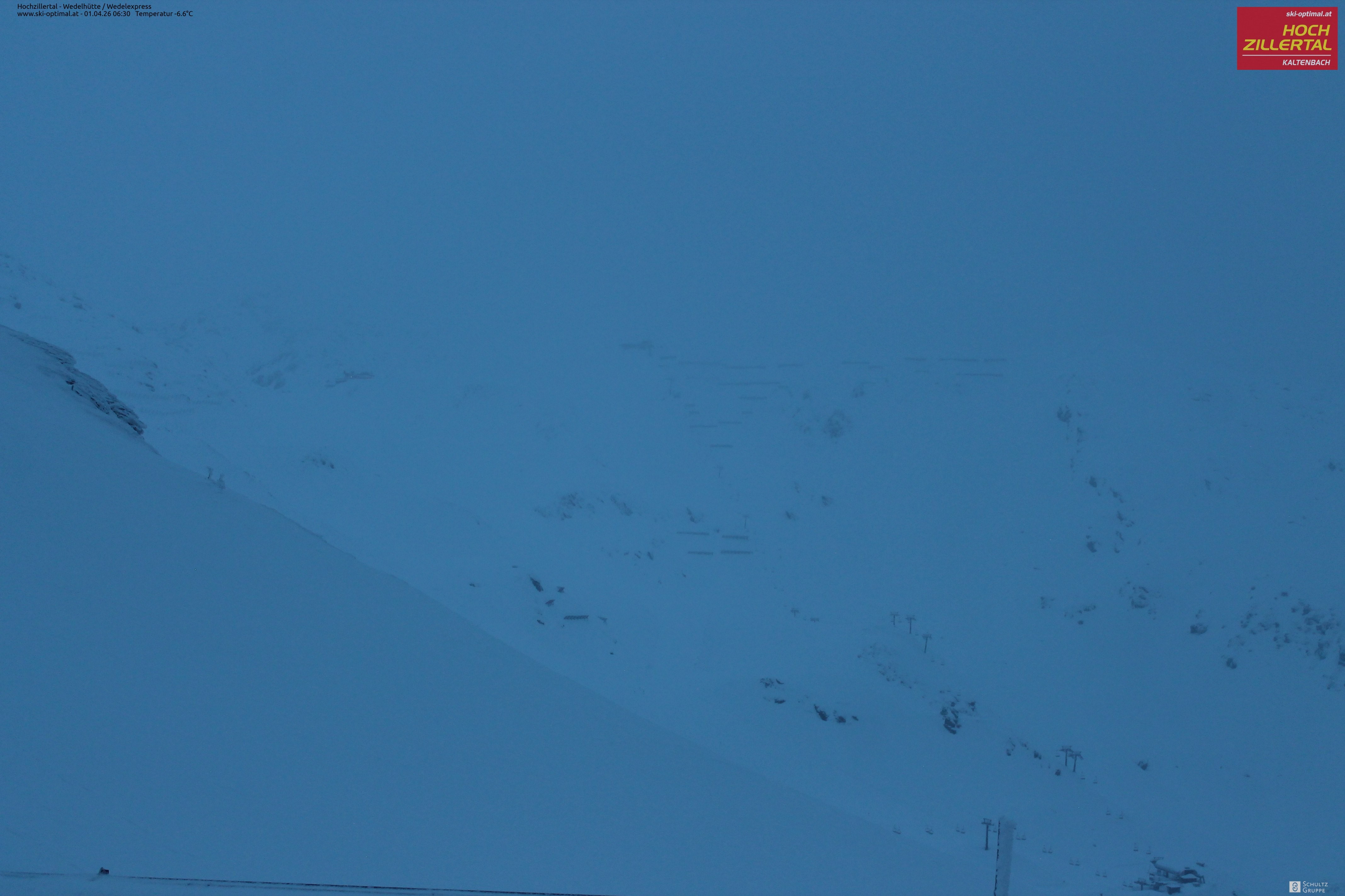 Archiv Foto Webcam Hochzillertal: Blick zur Wedelhütte