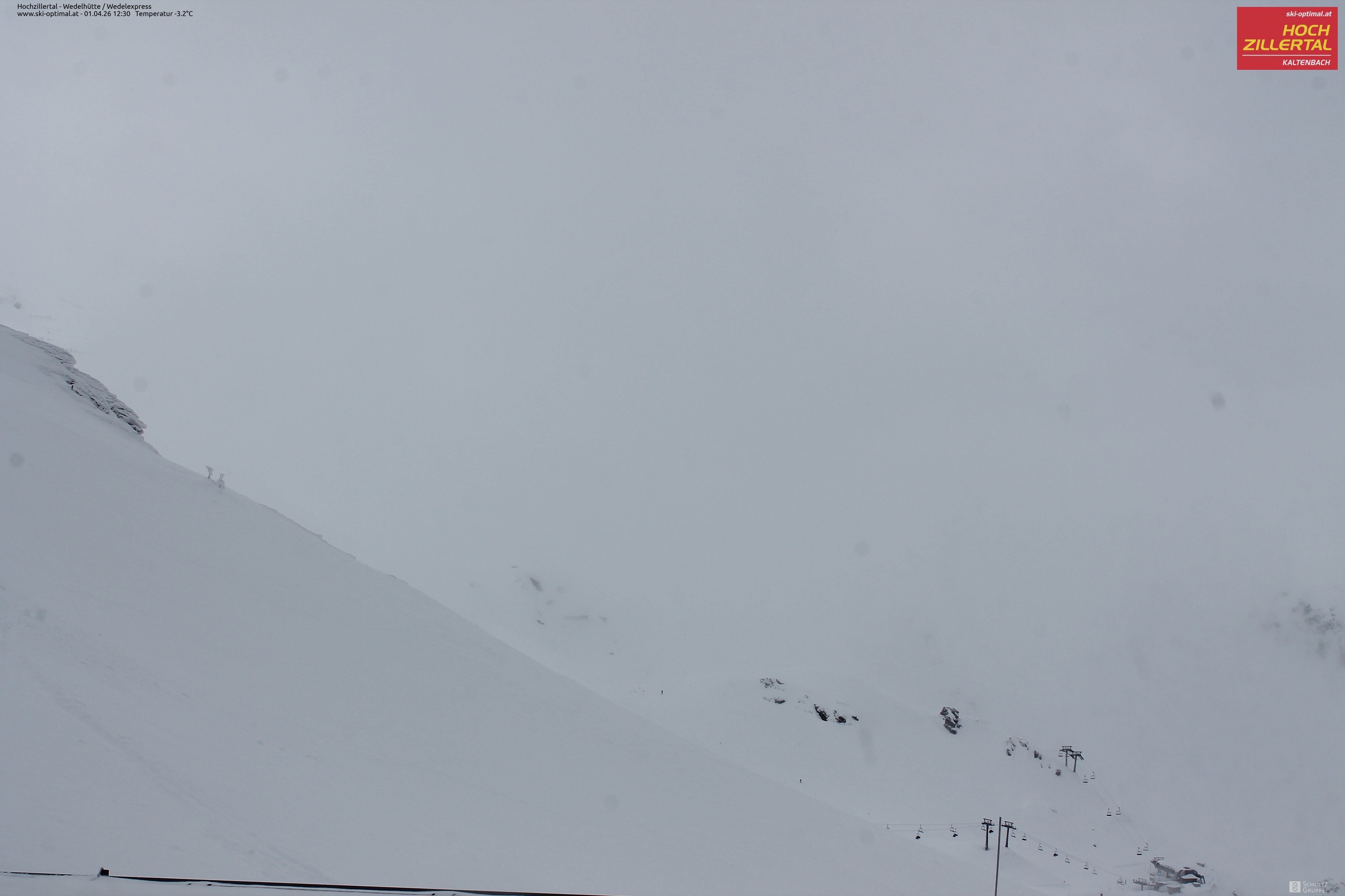 Archiv Foto Webcam Hochzillertal: Blick zur Wedelhütte