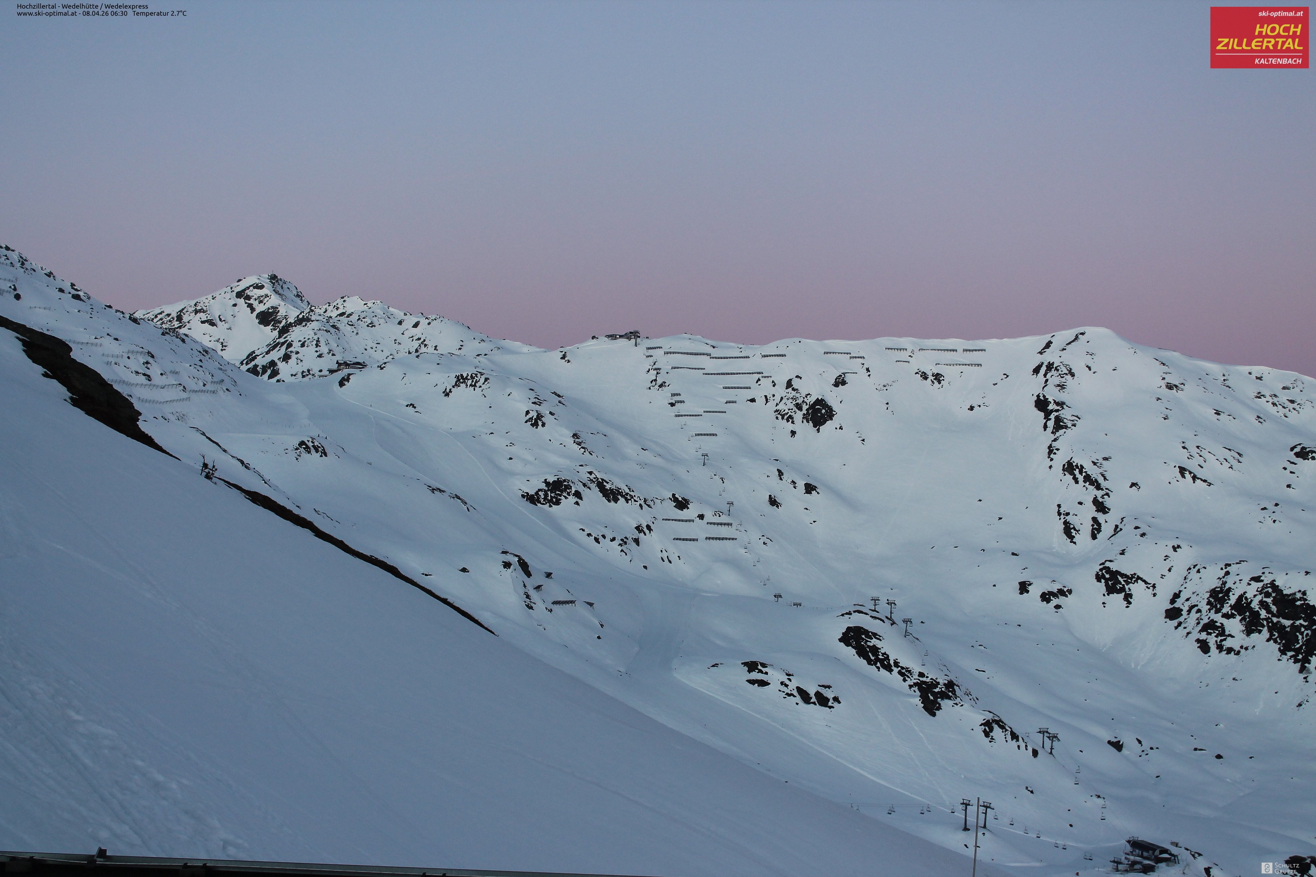 Archiv Foto Webcam Hochzillertal: Blick zur Wedelhütte