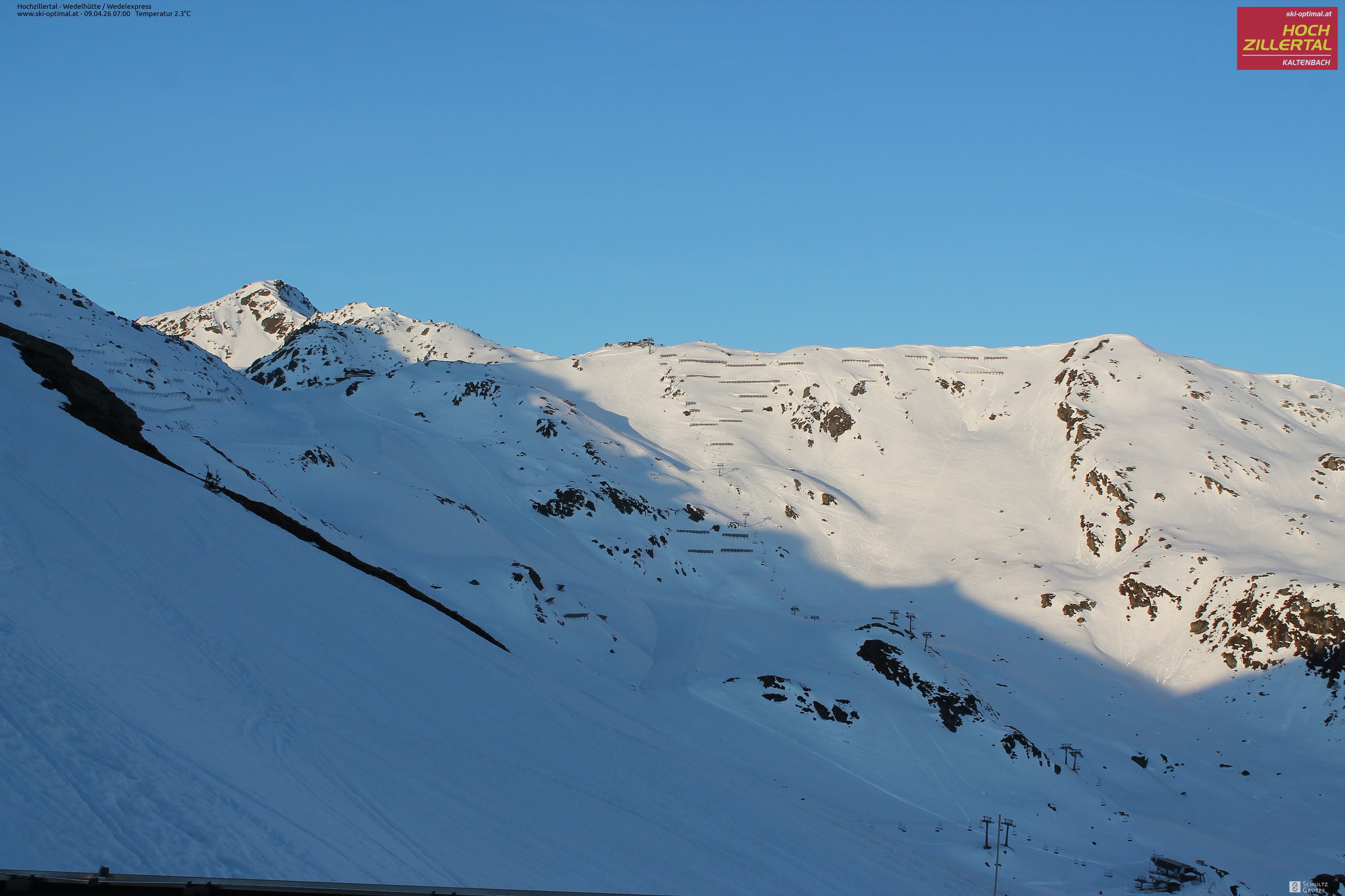 Archiv Foto Webcam Hochzillertal: Blick zur Wedelhütte