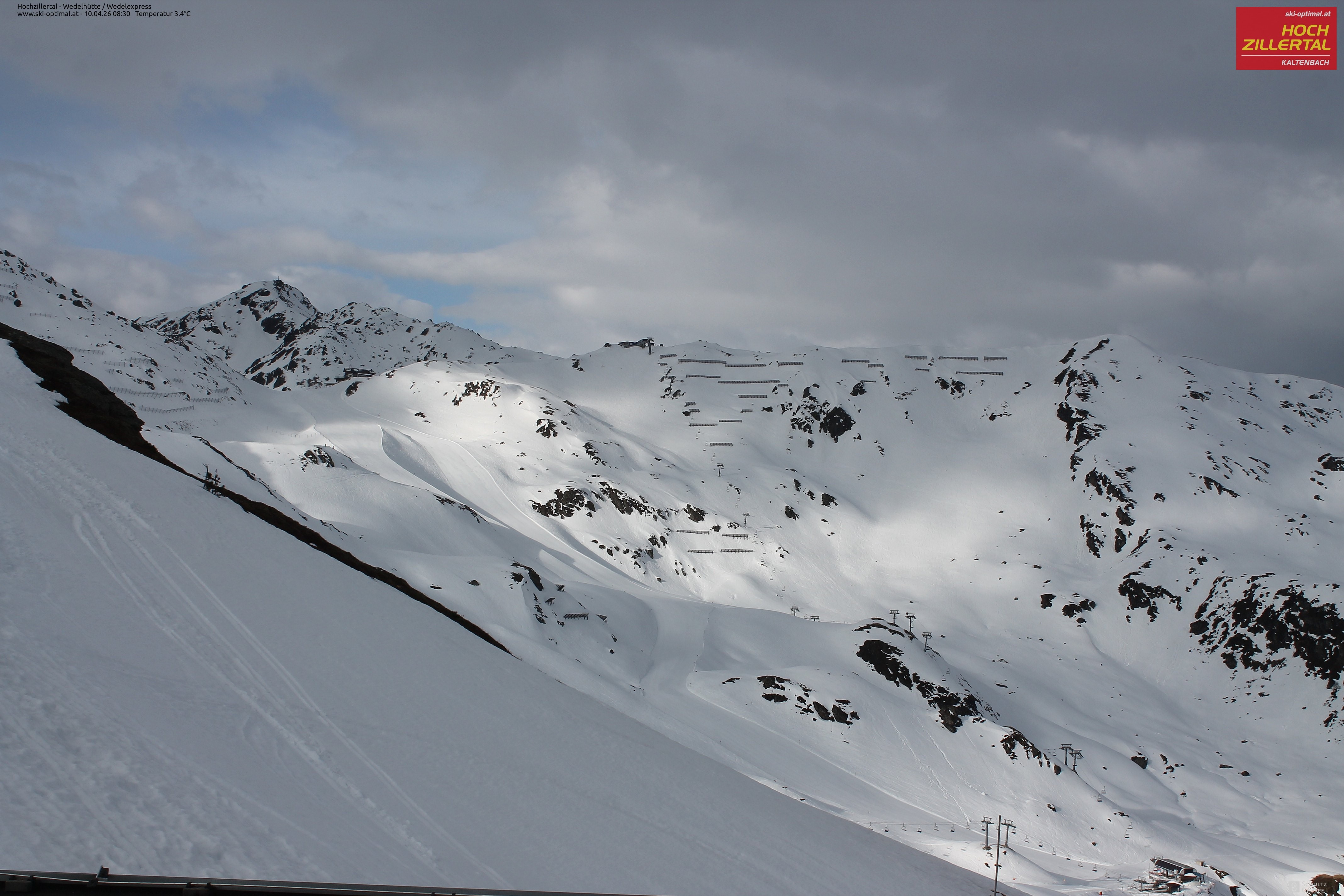 Archiv Foto Webcam Hochzillertal: Blick zur Wedelhütte