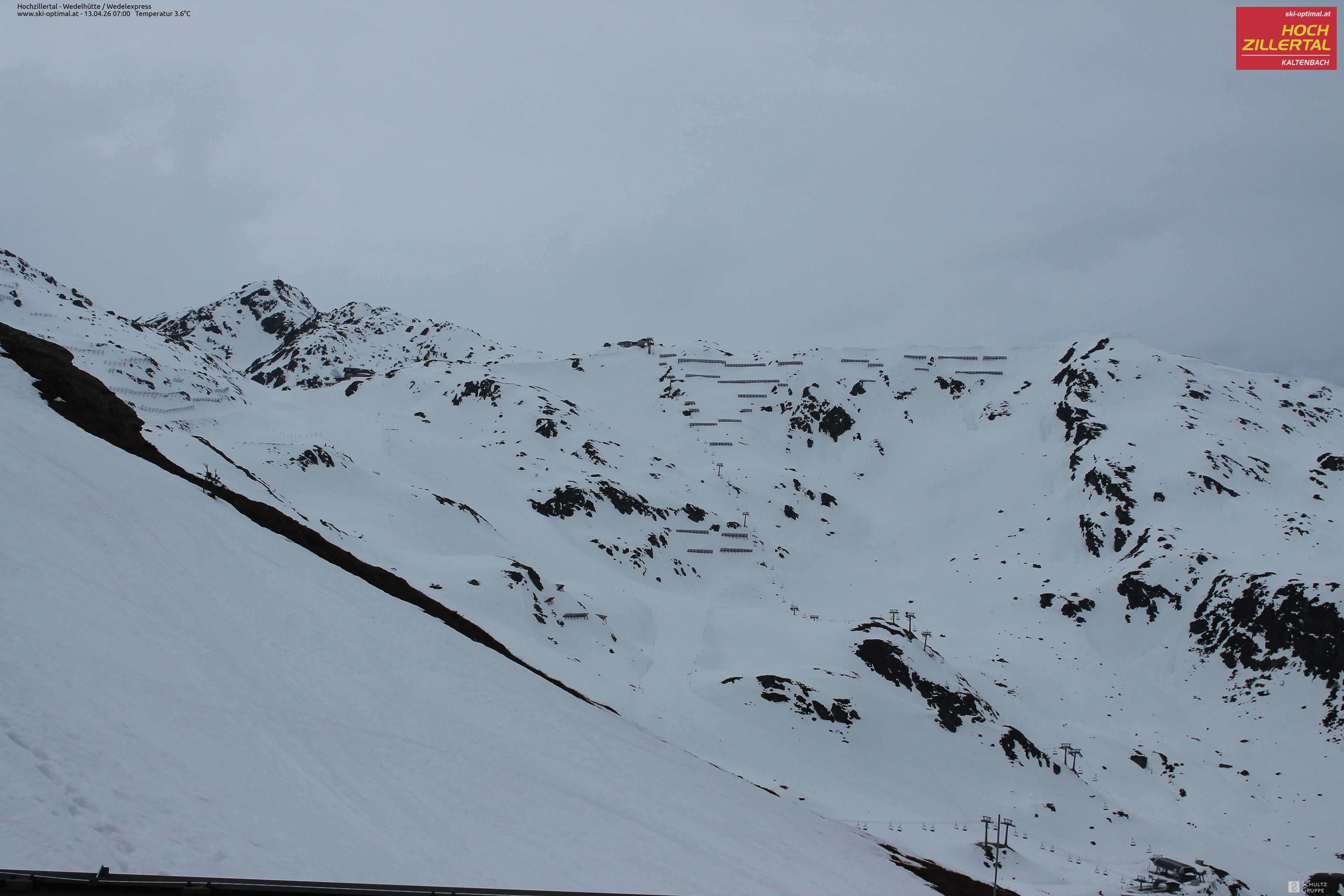 Archiv Foto Webcam Hochzillertal: Blick zur Wedelhütte