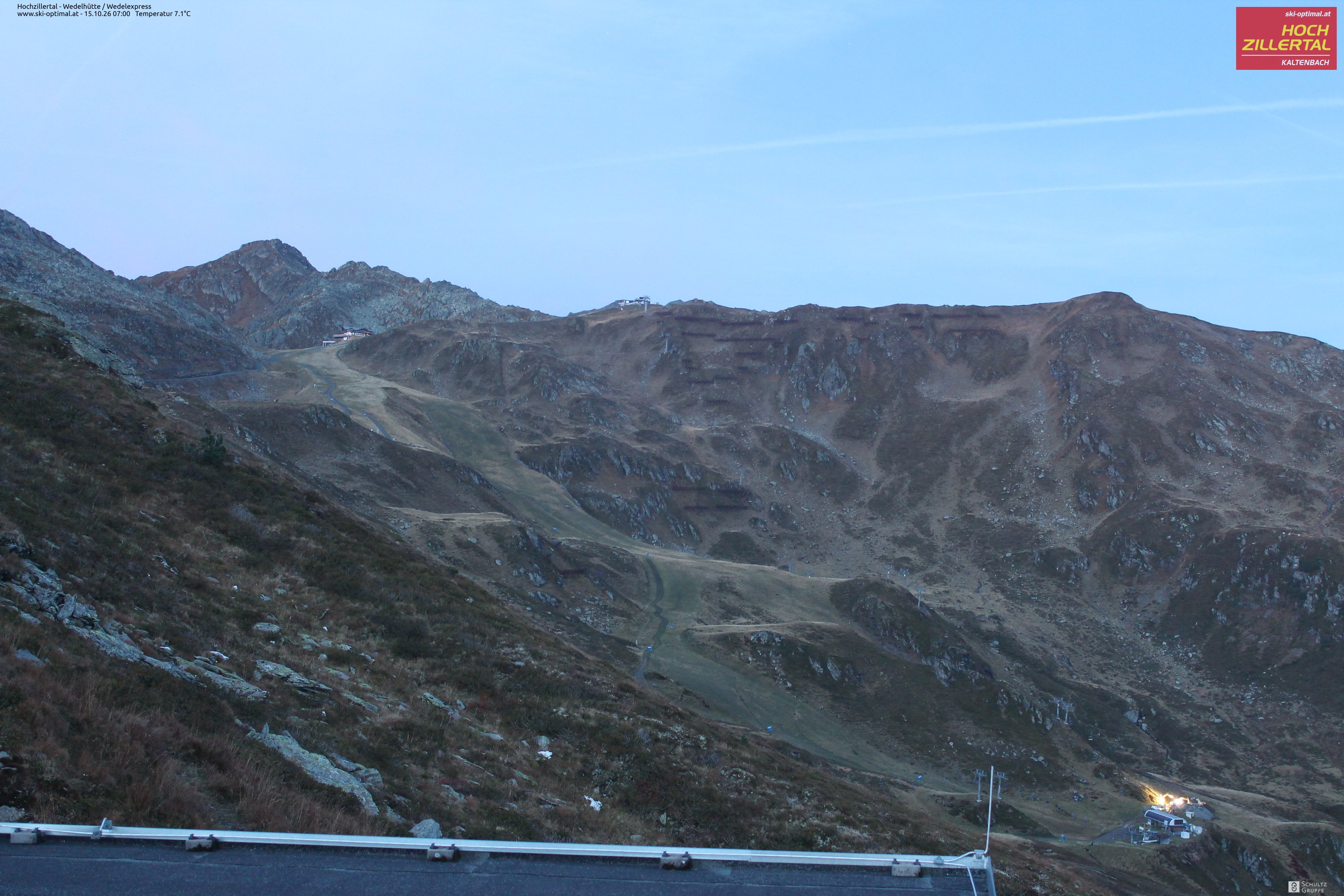 Archiv Foto Webcam Hochzillertal: Blick zur Wedelhütte