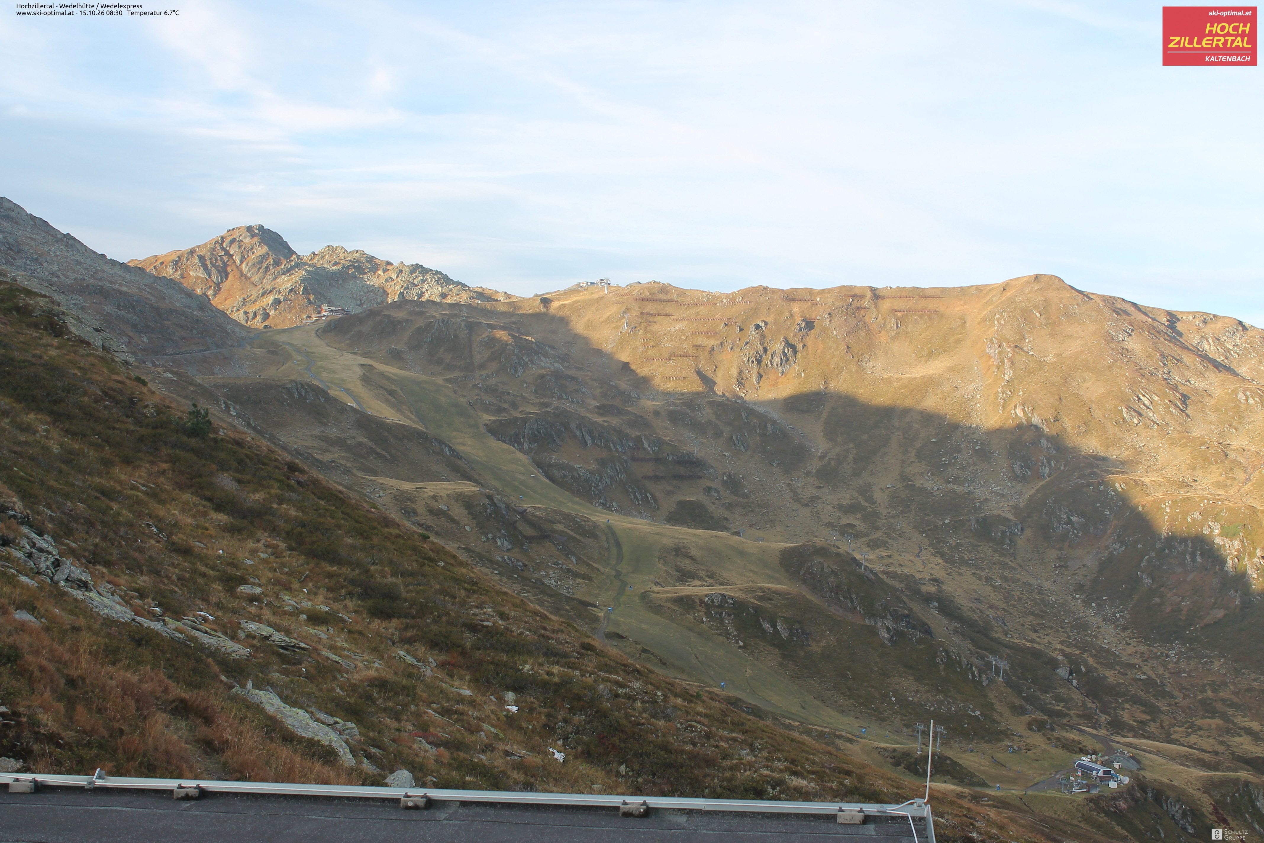 Archiv Foto Webcam Hochzillertal: Blick zur Wedelhütte