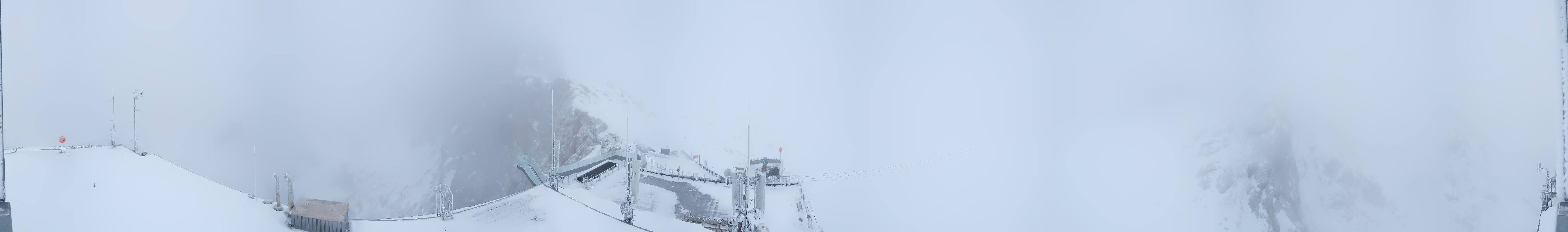 Archiv Foto Webcam Dachstein Gletscher: Panoramablick von der Bergstation