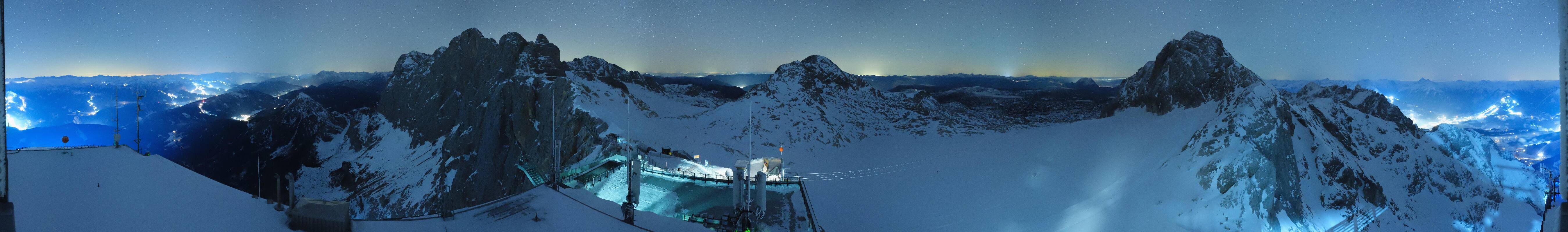 Archiv Foto Webcam Dachstein Gletscher: Panoramablick von der Bergstation