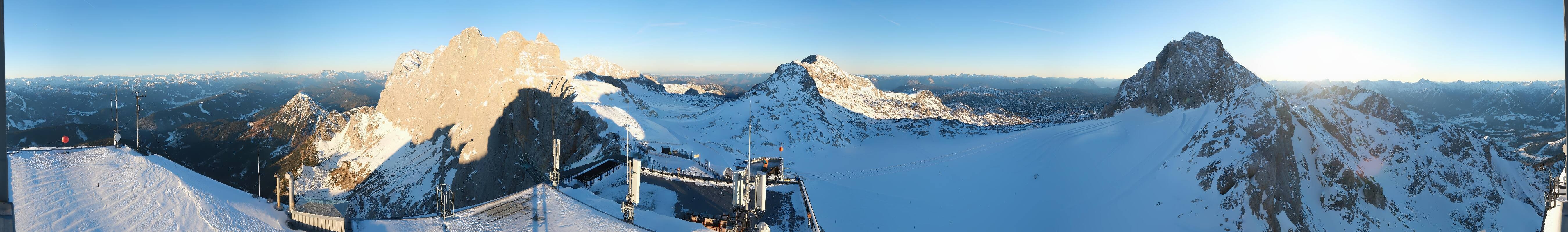 Archiv Foto Webcam Dachstein Gletscher: Panoramablick von der Bergstation