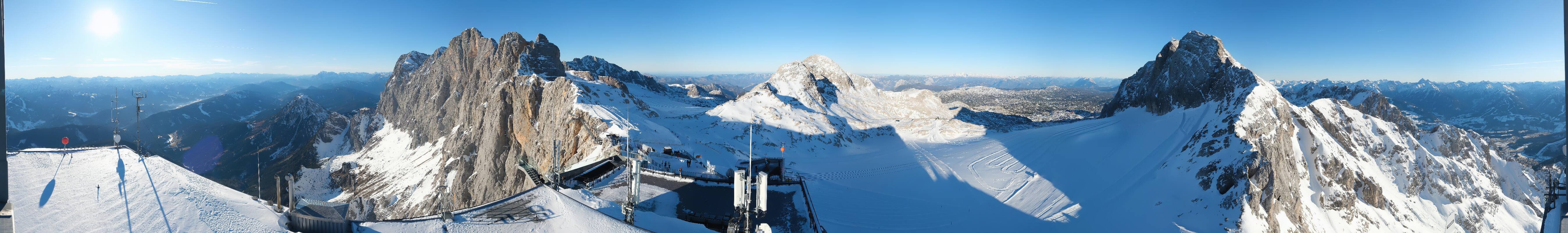 Archiv Foto Webcam Dachstein Gletscher: Panoramablick von der Bergstation