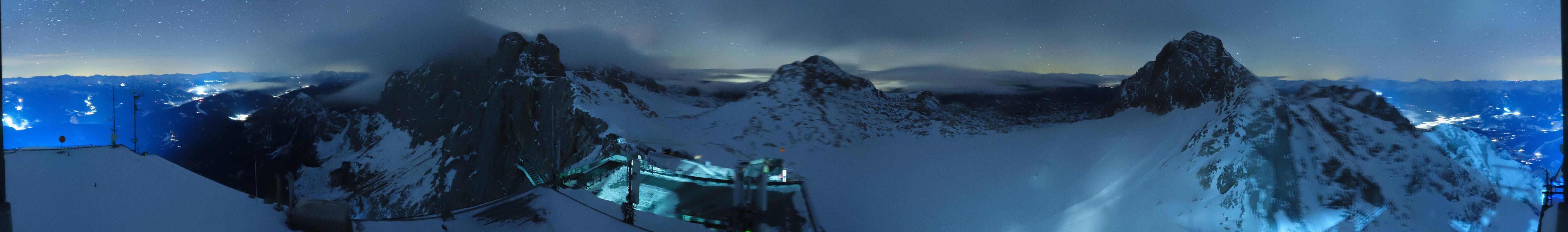 Archiv Foto Webcam Dachstein Gletscher: Panoramablick von der Bergstation
