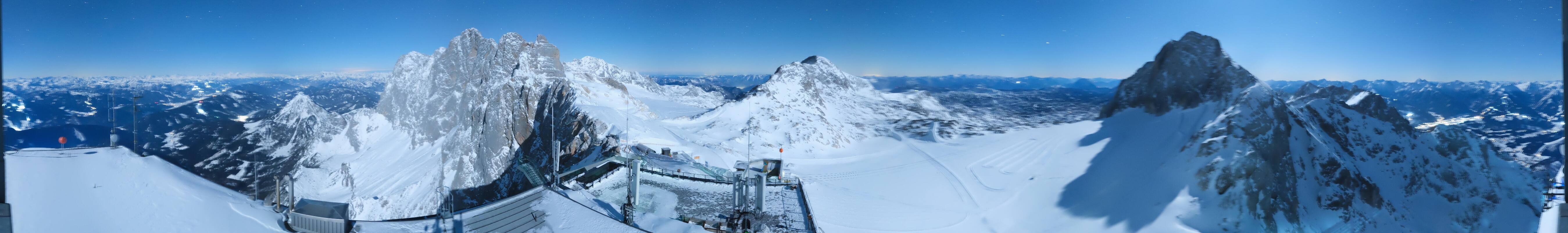Archiv Foto Webcam Dachstein Gletscher: Panoramablick von der Bergstation