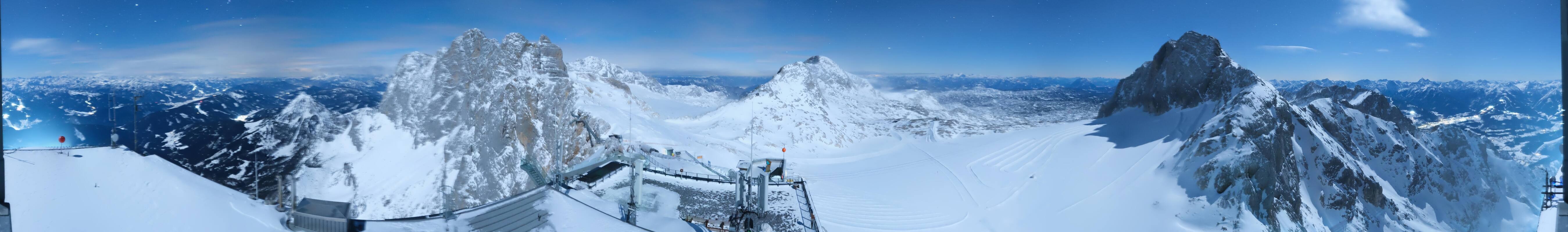 Archiv Foto Webcam Dachstein Gletscher: Panoramablick von der Bergstation
