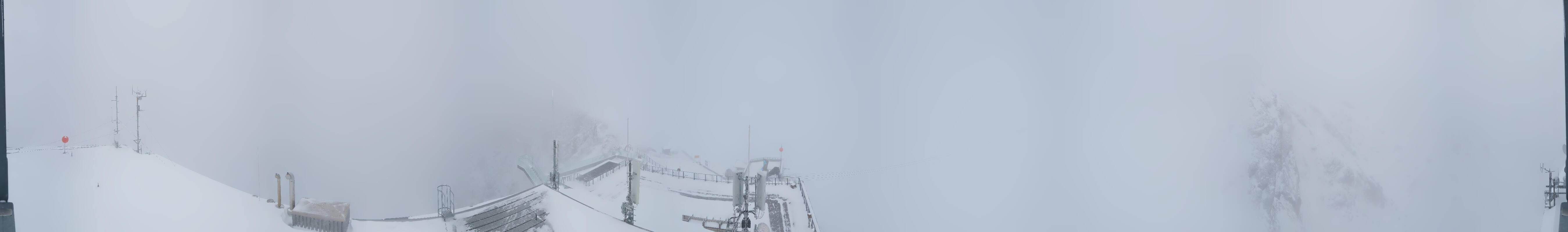 Archiv Foto Webcam Dachstein Gletscher: Panoramablick von der Bergstation