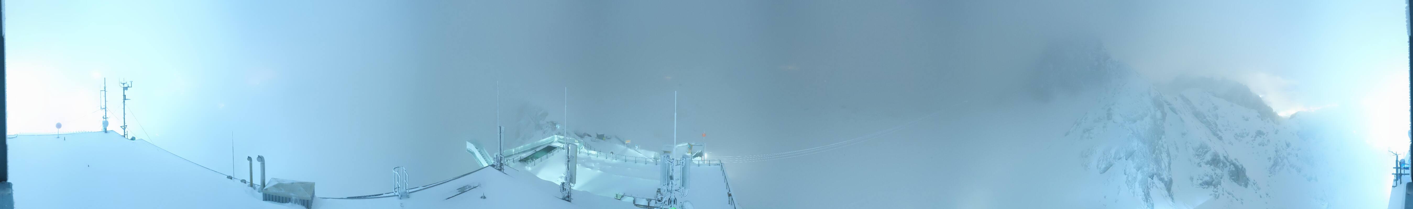 Archiv Foto Webcam Dachstein Gletscher: Panoramablick von der Bergstation