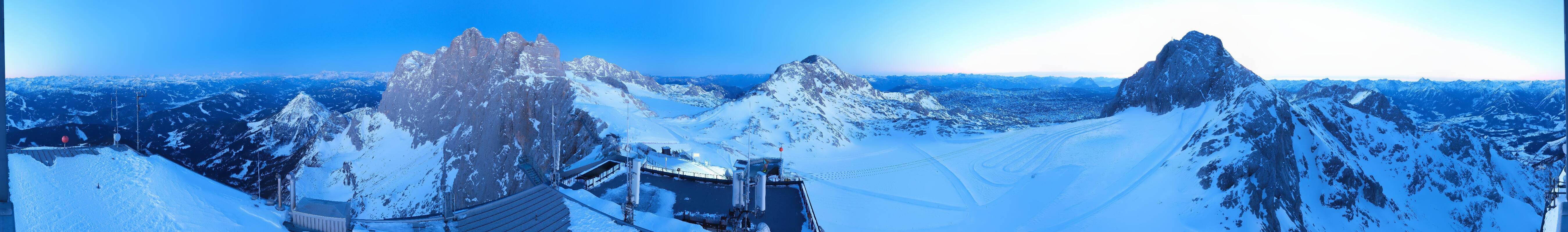 Archiv Foto Webcam Dachstein Gletscher: Panoramablick von der Bergstation